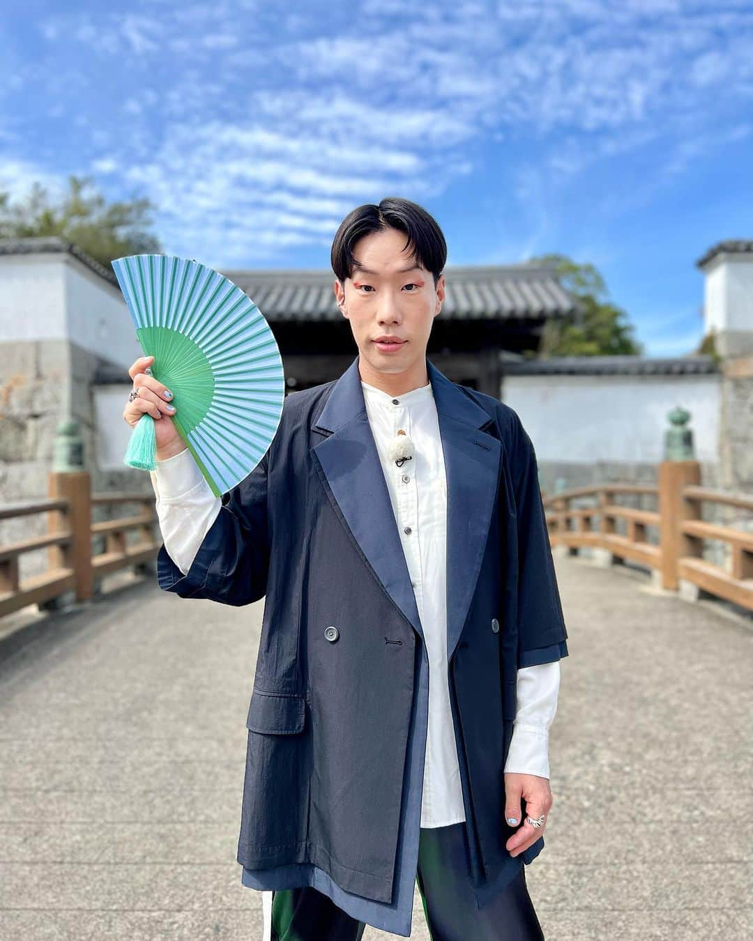 坂口涼太郎さんのインスタグラム写真 - (坂口涼太郎Instagram)「NHK大阪「えぇとこ」 "忠臣蔵のまちに吹く新しい風"  #遼河はるひ さんと兵庫県赤穂市を旅して参りました。 赤穂ほんまえぇとこやった。  11月16日(木)今夜7:30〜 関西の皆様、是非ご覧ください🪭  #えぇとこ」11月16日 18時52分 - ryotarosakaguchi