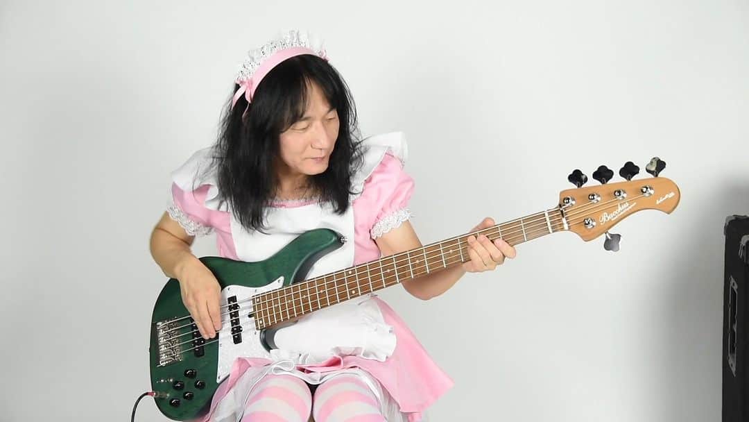 H.J.Freaksのインスタグラム：「HJEEN TOWN」