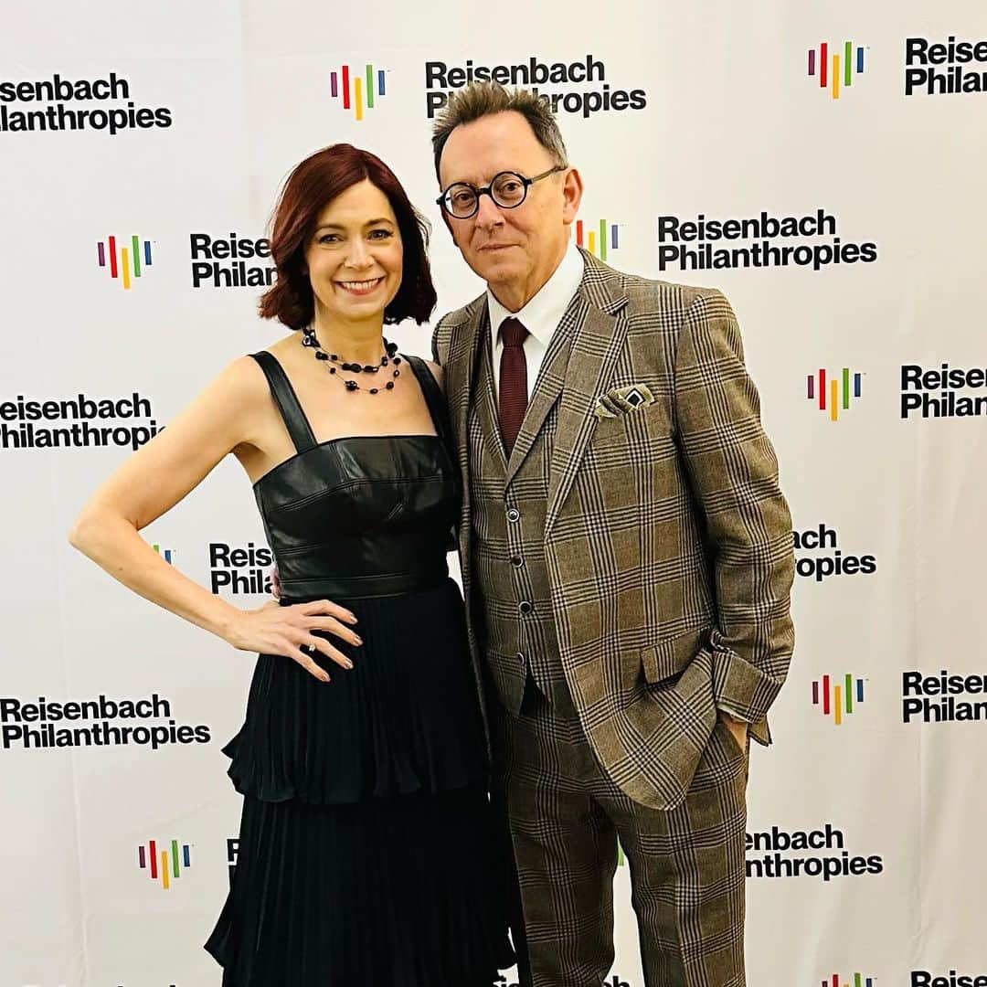 キャリー・プレストンのインスタグラム：「At the @reisenbach_nyc 2023 Benefit with @officialmichaelemerson in @amurofficial 🖤 HMU @charivariandco」