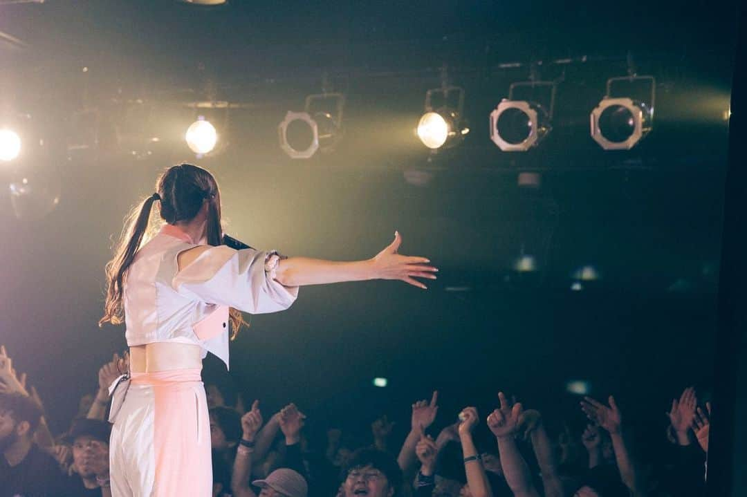 大上陽奈子さんのインスタグラム写真 - (大上陽奈子Instagram)「ツアー神戸、広島2days ありがとう〜⚓️🍁 もうツアーも中盤だ〜〜〜今週末も楽しみ！  📸　@tamaishingo22」11月16日 11時12分 - passcode_hina