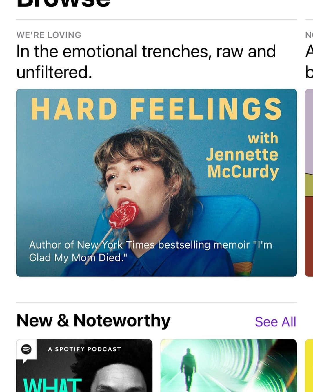 ジェネット・マッカーディのインスタグラム：「home page of apple ?! thank you @applepodcasts for showing hard feelings so much love. @lemonadamedia and i appreciate you 😬  ps new episode out now」