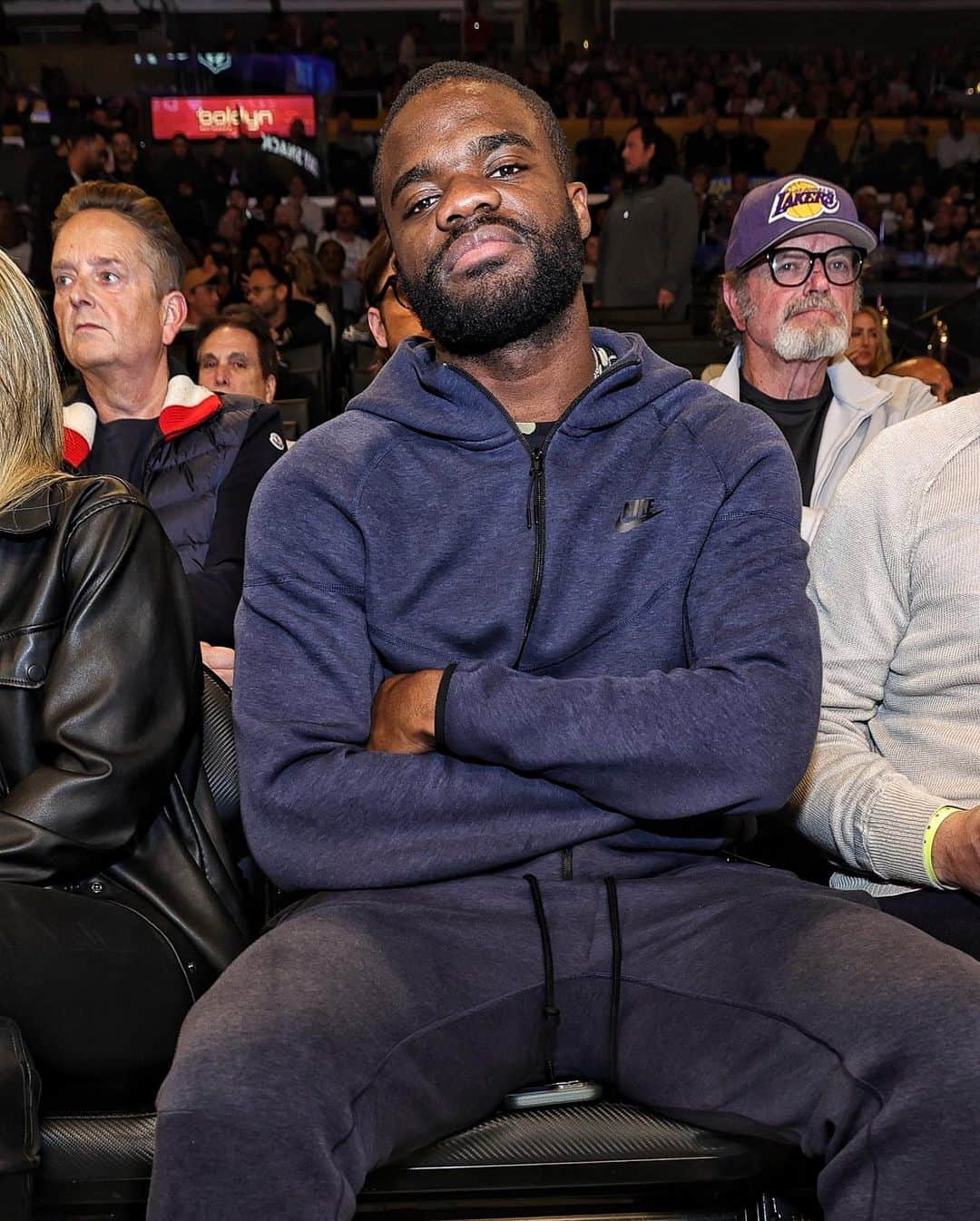 フランシス・ティアフォーのインスタグラム：「Nothing but love @cryptocomarena. If you tryna find me this off-season im in @nba arena 😂😂. I love hoop 🤷🏿‍♂️🤷🏿‍♂️. #Latones #midrangefoe #grateful」