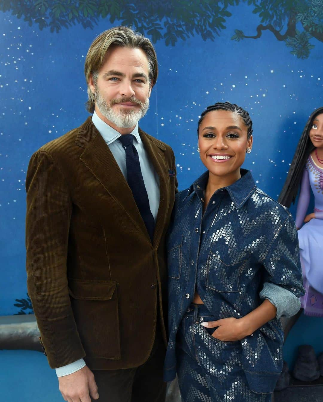 Just Jaredさんのインスタグラム写真 - (Just JaredInstagram)「Ariana DeBose and Chris Pine promoted their upcoming Disney movie, “Wish,” with a trio of events around the country. The actors appeared at Walt Disney Animation Studios in Burbank, Calif. on November 10. Ariana then gave a surprise performance of “This Wish” at Disneyland on November 11 before the two attended a screening of the movie on Wednesday, November 15 in New York City. Check out more photos on JustJared.com! #ArianaDeBose #ChrisPine #Wish #Disney Photos: Walt Disney Studios」11月16日 13時12分 - justjared