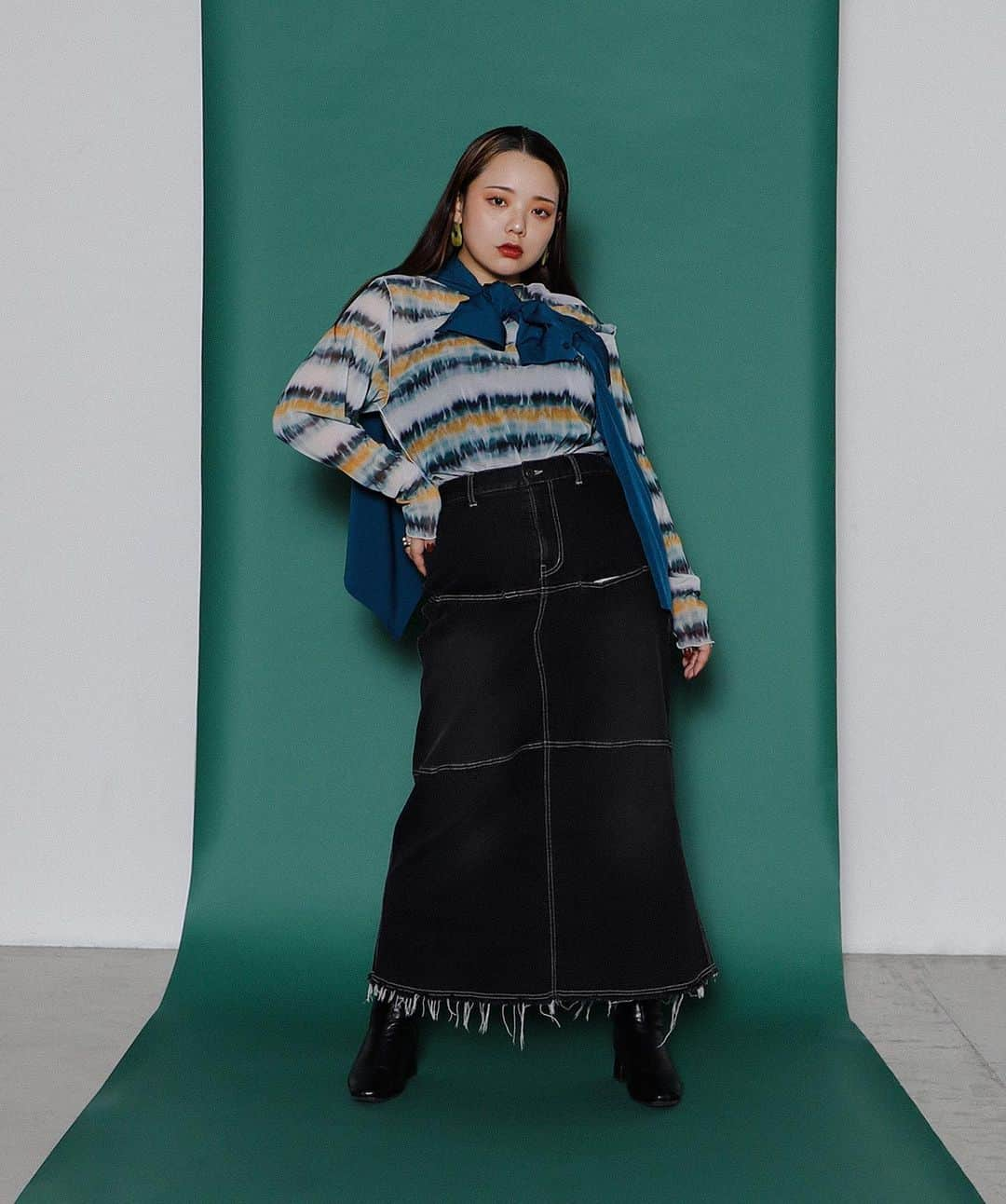 PUNYUSさんのインスタグラム写真 - (PUNYUSInstagram)「design denim long skirt 6,600jpy  #punyus #ぷにゅず #プニュズ #渡辺直美  #watanabenaomi #plussizebeauty #unisex #plussize #plussizefashion #tokyo #harajuku #tokyofashion #harajukustyle #ユニセックスブランド #ぽっちゃりコーデ #ぽっちゃり女子 #chubby  #chubbygirl #体型カバー #体型カバーコーデ #プチプラ  #プチプラコーデ」11月16日 19時06分 - punyus