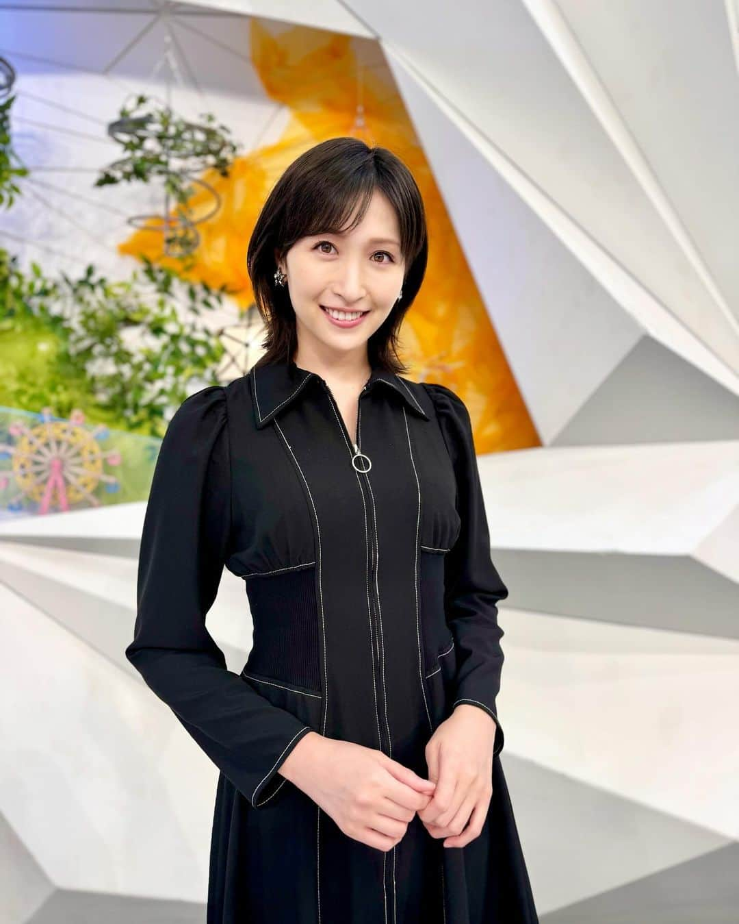 フジテレビ「めざまし8」さんのインスタグラム写真 - (フジテレビ「めざまし8」Instagram)「. 横山ルリカです🪞  きょうの #得するウォッチング は学園祭を取材しました🔍 ご家族で来ている方が多くてびっくりしました！そういうところも少し他とは違う、それぞれの大学の特色が出てて面白かったです✨  #横山ルリカ #めざまし8」11月16日 13時53分 - mezamashi8.tv