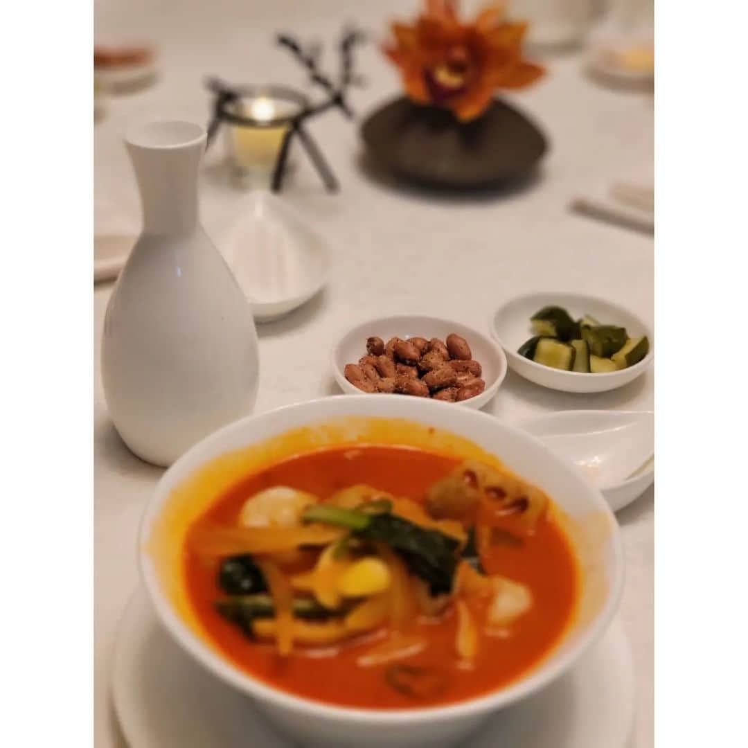ハン・ウンジョンさんのインスタグラム写真 - (ハン・ウンジョンInstagram)「비오는 날엔...따듯한 궁물~^^☔️ 마음을 ...
