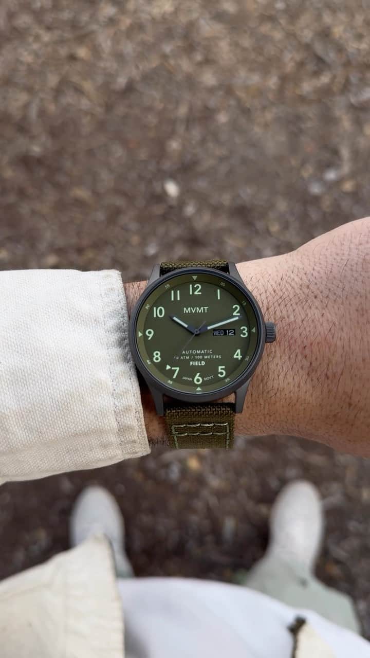 MVMTのインスタグラム：「Adventure from water to wild with a self-winding watch that can brave the elements.  The Field Automatic is built for the world beyond the beaten path with a 10 ATM case (100m water rating), scratch proof K1 hardened glass and military-style dial made for quick reading. #jointhemvmt #automaticwatch #automaticwatches」