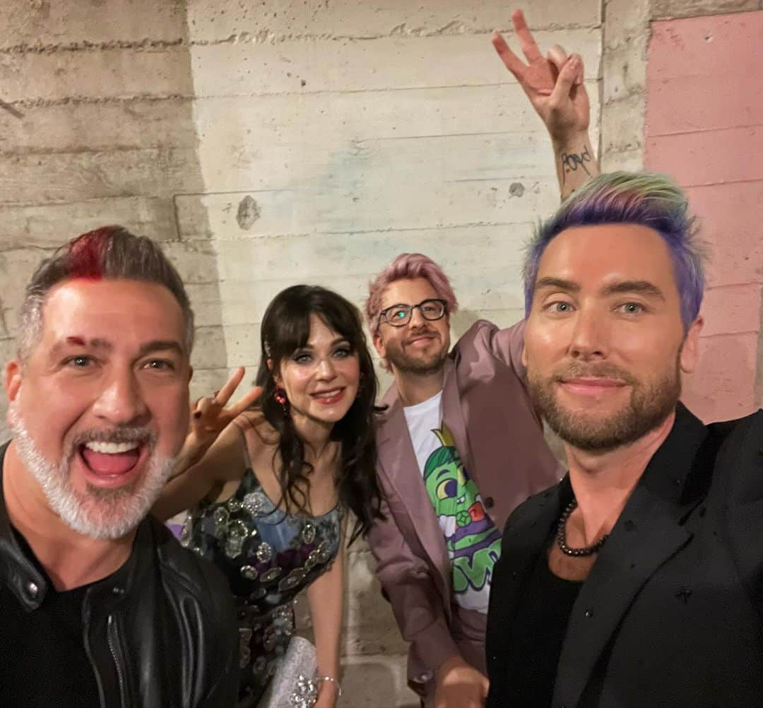 ランス・バスさんのインスタグラム写真 - (ランス・バスInstagram)「Just chillin’ w these Trolls. #Trolls3」11月16日 14時31分 - lancebass