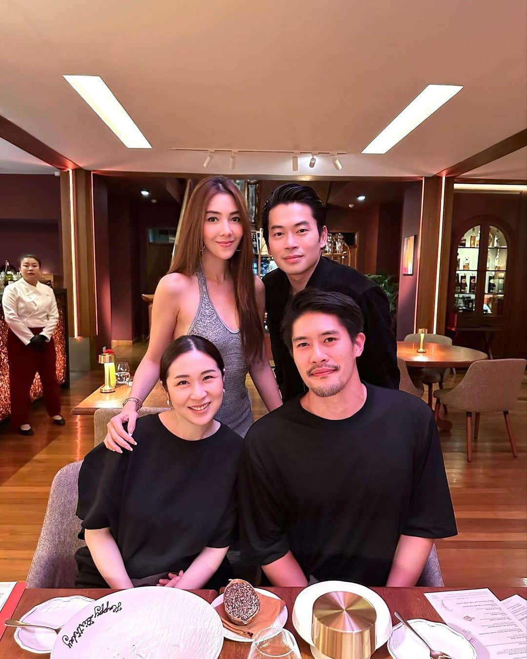 ウンセン・ウィリティパー・パックディープラソンのインスタグラム：「👫👫 date at our favorite place 🫶🏻♥️」