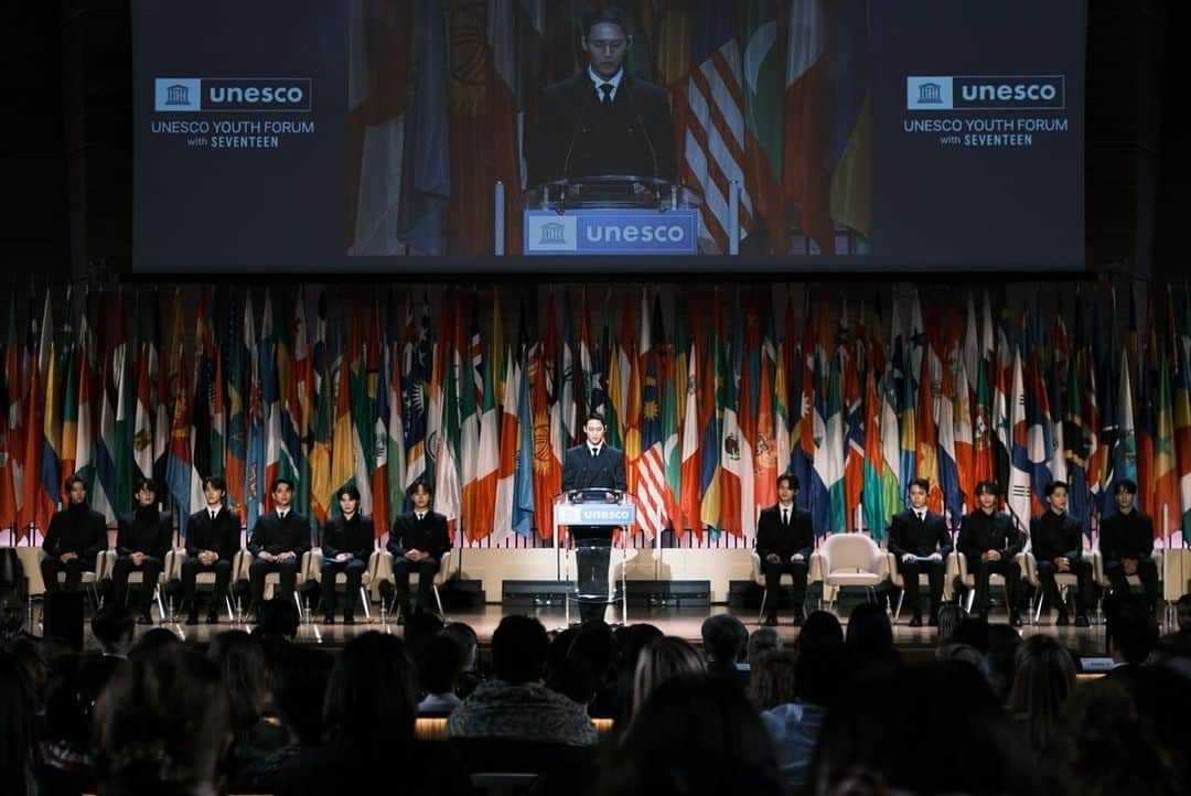 ミンギュさんのインスタグラム写真 - (ミンギュInstagram)「We had such a meaningful, memorable time here in Paris. I hope our messages resonated with the youth across the world. I’ll continue to work hard to become a positive influence.   Thank you UNESCO, Paris and all our CARATs! #EducationCanChange_Me #educationcanchange_mydream #educationcanchange_theworld  #Goingtogether」11月16日 15時37分 - min9yu_k