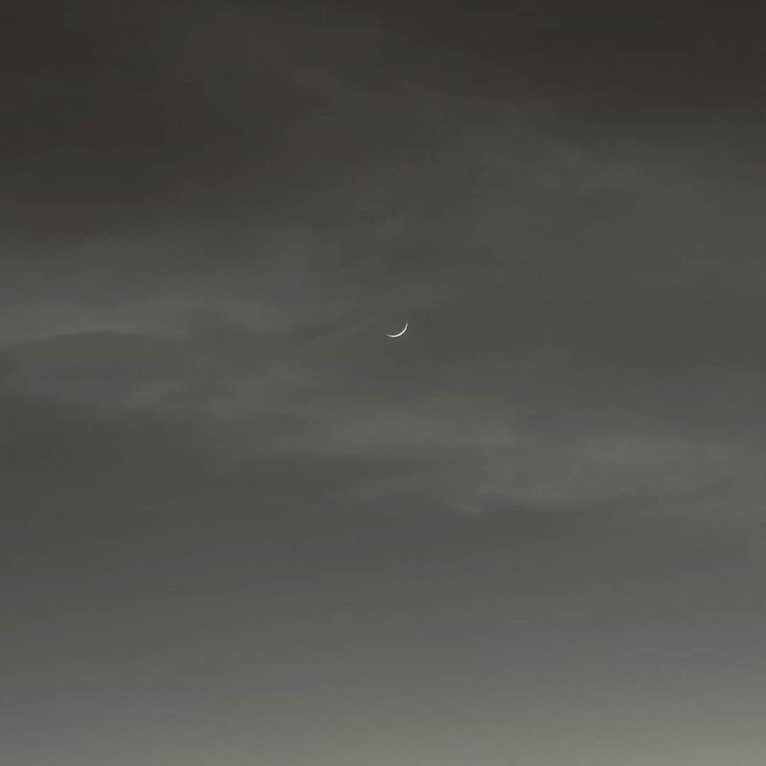 ベレン・ロドリゲスさんのインスタグラム写真 - (ベレン・ロドリゲスInstagram)「Mi luna preferida….. luna crescente」11月16日 15時40分 - belenrodriguezreal