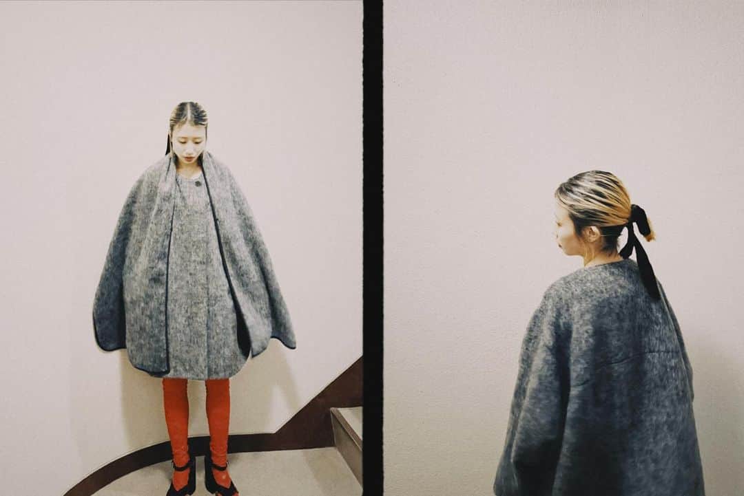 高橋愛さんのインスタグラム写真 - (高橋愛Instagram)「👼🏻🍓  苺みたいな タイツに合わせて コート着てもらったの。  可愛すぎる」11月16日 16時08分 - i_am_takahashi