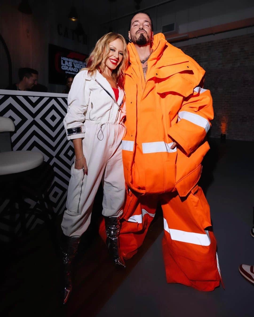 カイリー・ミノーグのインスタグラム：「🧡🧡 @jbalvin 🧡🧡」