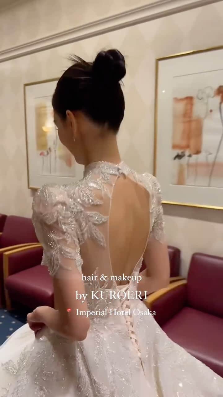 ♡プラコレWedding·⋆*のインスタグラム：「会場へ向かう花嫁さまが美しすぎる👑 あなたらしいスタイルを叶えて✨  video by... @kuroeri_71 さま  #一度きりの人生一度は魔法にかけられて #プラコレ #dressy花嫁 #ウェディングドレス #wedding #dîlan #결혼식 #ドレス迷子 #花嫁 #韓国ドレス #花嫁コーデ #ウェディングヘアメイク #ヘアメイク #ブライダルヘア #花嫁コーディネート」