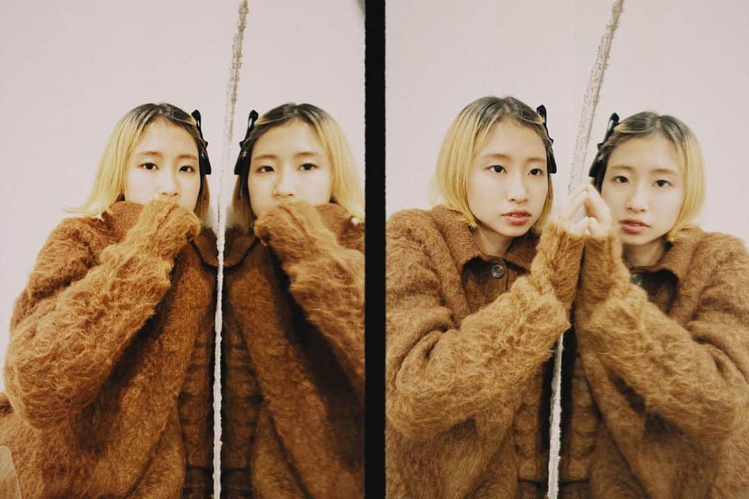 のインスタグラム：「@american_rag_cie 🐻  のニット着てもらった🧶ょ 可愛い🤎  りりか、ありがとう👼🏻」
