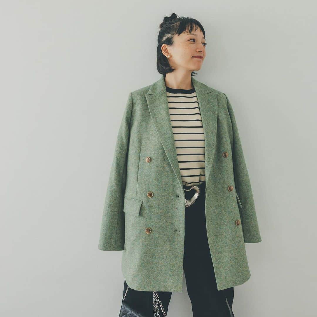オブレクトさんのインスタグラム写真 - (オブレクトInstagram)「昨日高山都さん @miyare38 が、Instagramでご紹介してくださったツィードジャケットはこちらです✨アウターフェア3000円OFFキャンペーン対象商品です♡  寒くなってきましたね🍁アウターをお探しの方に朗報です❣️oblektではアウターフェア ¥3,000円OFFクーポンキャンペーン実施中🌿  対象商品をご購入の際、クーポンコードを入れていただくと、3,000円OFFになります✨  クーポンコード 【OBOUTER3000】  - 2023年11月19日(日)23:59まで  大変お得なこの機会にぜひご利用ください♡ 寒くなってきたので、お身体ご自愛ください🧣✨  【使用条件】 ・Re:Circulet 新規会員登録クーポンと併用可能となります ・oblektが発行しているLINEお友達追加限定500円OFFクーポンは併用不可 ・お一人さま1回限り（１度に対象品番を同時購入される場合はそれぞれに3000円OFFが適応となります）  #oblekt #オブレクト #ジャケット #高山都 さん」11月16日 16時28分 - oblekt_jp