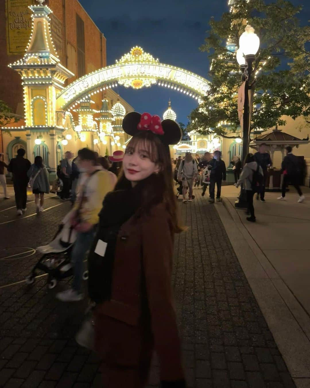 中野妃菜のインスタグラム：「冬のクリスマスディズニー最高だった♡ #ディズニーシー #disney」