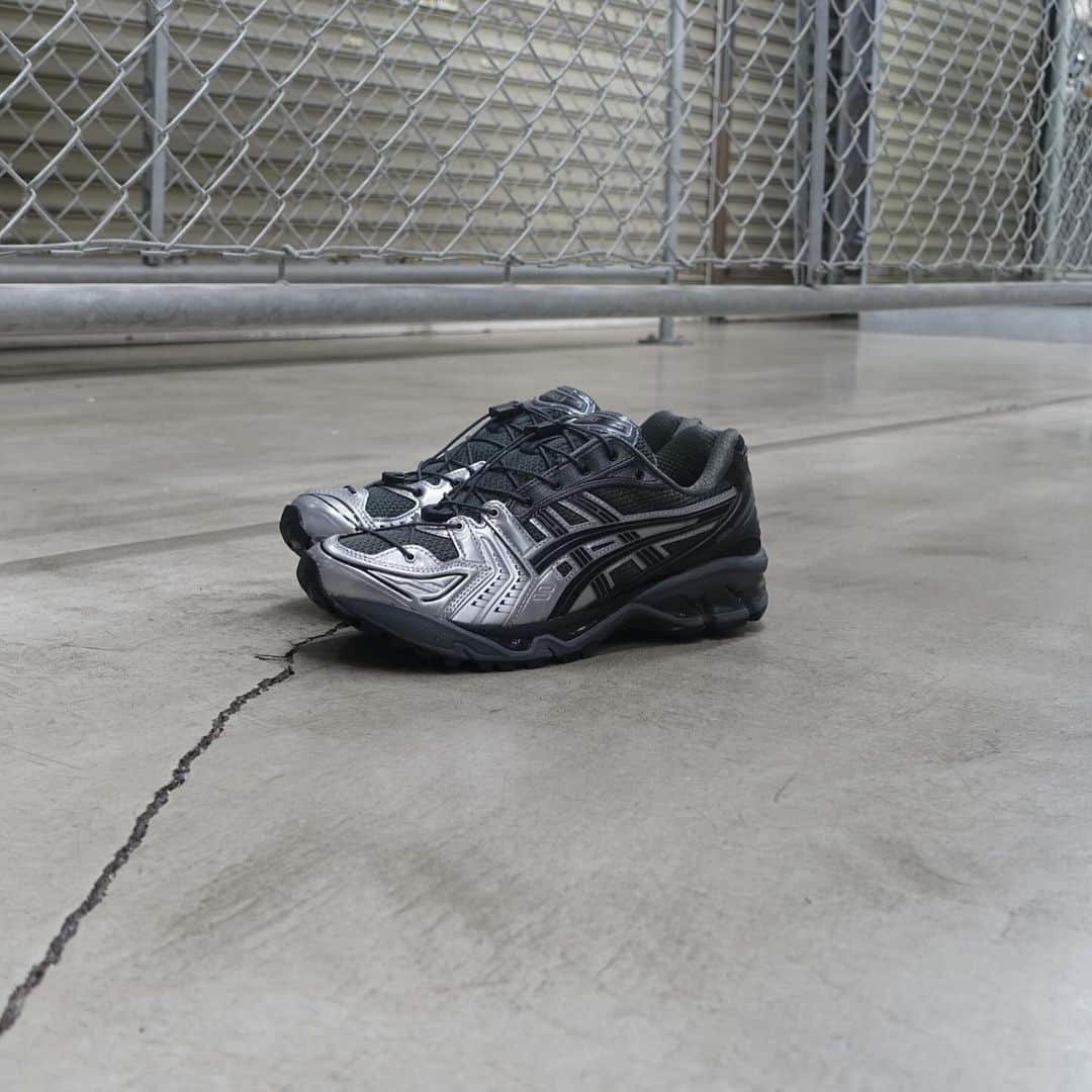 ミタスニーカーズのインスタグラム：「ASICS SportStyle GEL-KAYANO 14 "UNAFFECTED"」