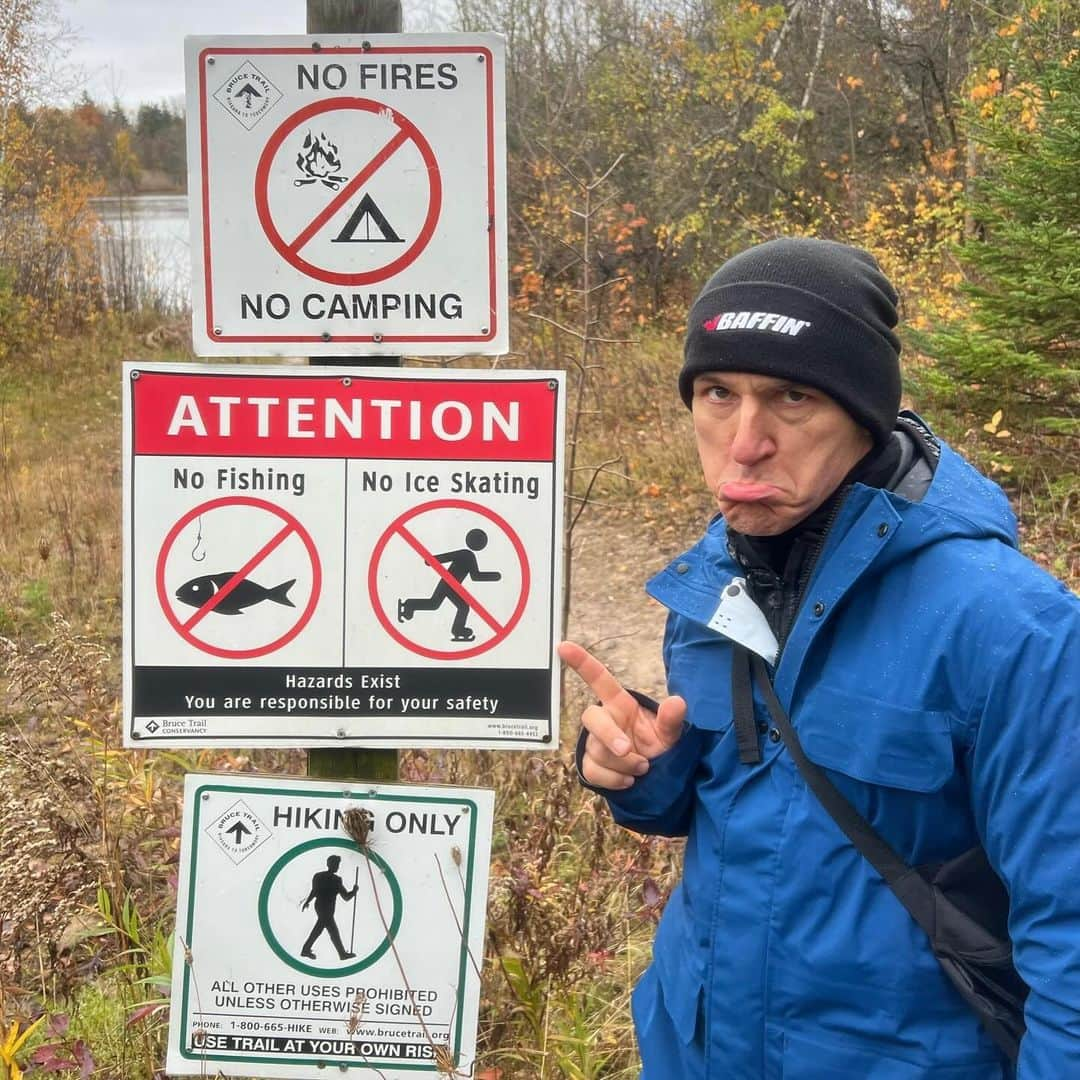 エルビス・ストイコさんのインスタグラム写真 - (エルビス・ストイコInstagram)「On October 29th, I joined @baffinworldwide’s Senior Vice President of Commercial, Mark Hubner, on a side trail hike as he works to complete an end-to-end journey of the Bruce Trail. 🌲👣 This ambitious quest is a testament to Baffin’s dedication and passion for exploring the great outdoors and pushing the boundaries of gear performance. Thank you Mark for inviting me to partake in this exciting chapter in the Baffin story – It was a great day and a memorable experience! ‌」11月17日 3時07分 - elvistojko