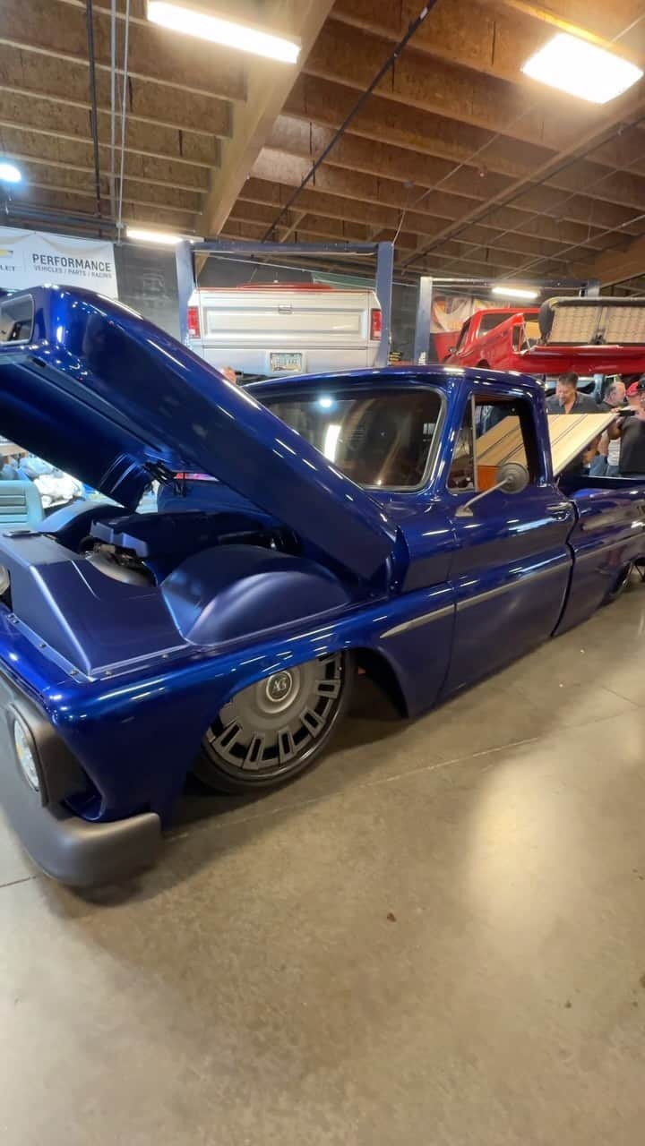 ハウィー・ケンドリックのインスタグラム：「We stopped into @fatfendergarage today on our poker run and the first thing you see is @hkendrick47 ‘65 C10 “RUTH”   This #c10 was a Goodguys 2023 Truck of the Year(late) Finalist presented by @dakota_digital.   #goodguy23 #fatfendergarage」