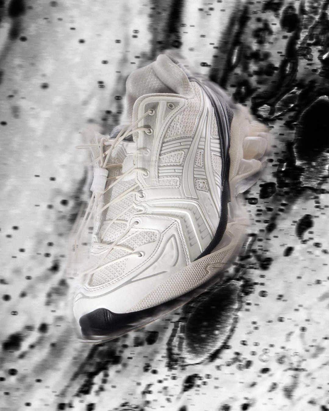 ミタスニーカーズのインスタグラム：「ASICS SportStyle GEL-KAYANO 14 "UNAFFECTED"」