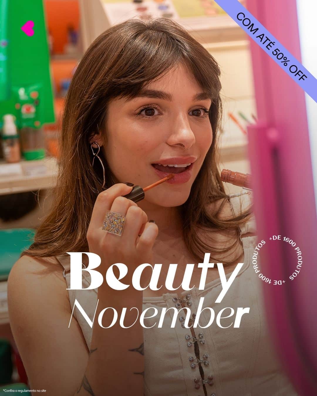 quem disse, berenice?のインスタグラム：「A berê enlouqueceu e agora não tem como voltar atrás. Vem aproveitar as ofertas da Beauty November até o dia 26 de novembro com até 50% OFF!  #PraTodosVerem: o post é único com a foto da influenciadora Gabe Zanqui passando um batom em frente ao espelho com o texto: "Beauty November // mais de 1600 produtos" e uma tag no canto superior direito com o texto: "com até 50% off". Fim da descrição.」