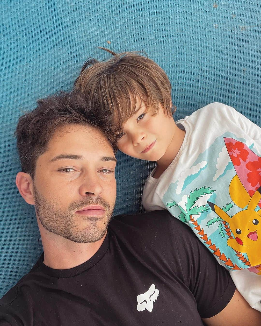 フランシスコ･ラチョースキーのインスタグラム：「Soon to be 7 😍💫🎂🎉 quase 7 #laslolachowski」