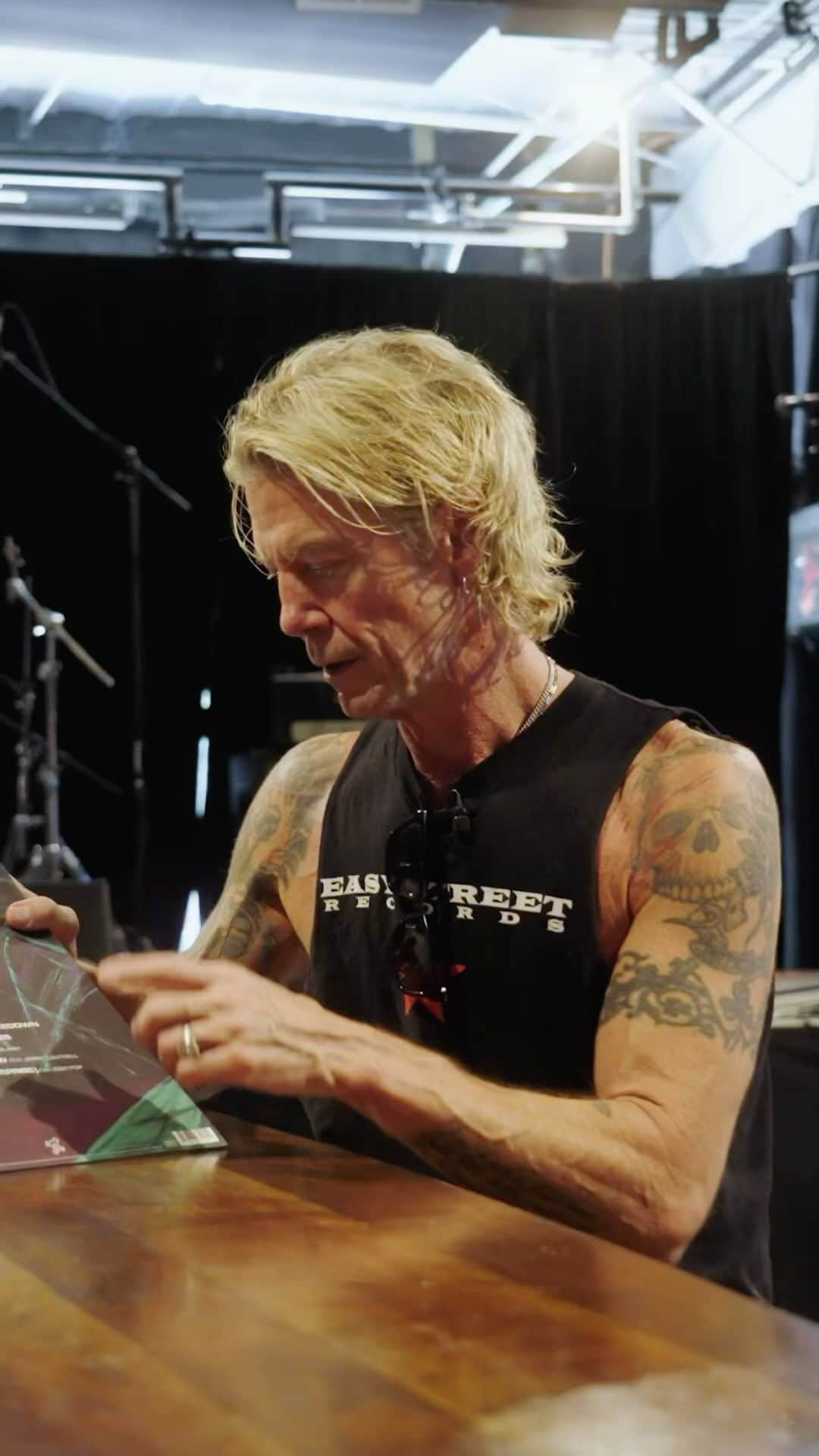 ダフ・マッケイガンのインスタグラム：「Duff on his Lighthouse album track Just Another Shakedown  Watch all Lighthouse album track by track commentary at duffonline.com/releases/lighthouse  #duffmckagan #gunsnroses #lighthousealbum #vinyl #vinylcollection #vinylcommunity」