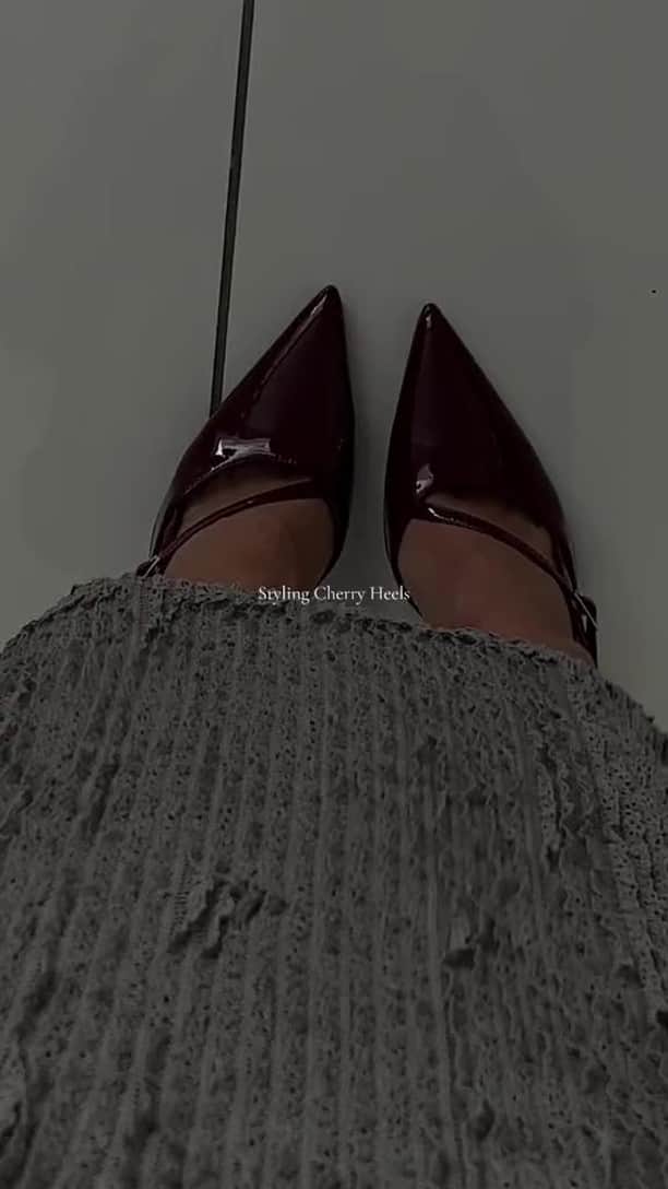 Public Desireのインスタグラム：「It’s giving work mode 👀👩🏽‍💻  Grab an extra 20% off heels and clothing over on our app 📲  📸 @mlestyled  🔎 Idol £29.99/$44.99 🔎 Asymmetric textured top co ord grey £22.00/$37.00 🔎 Textured maxi skirt co ord grey £25.00/$40.00」