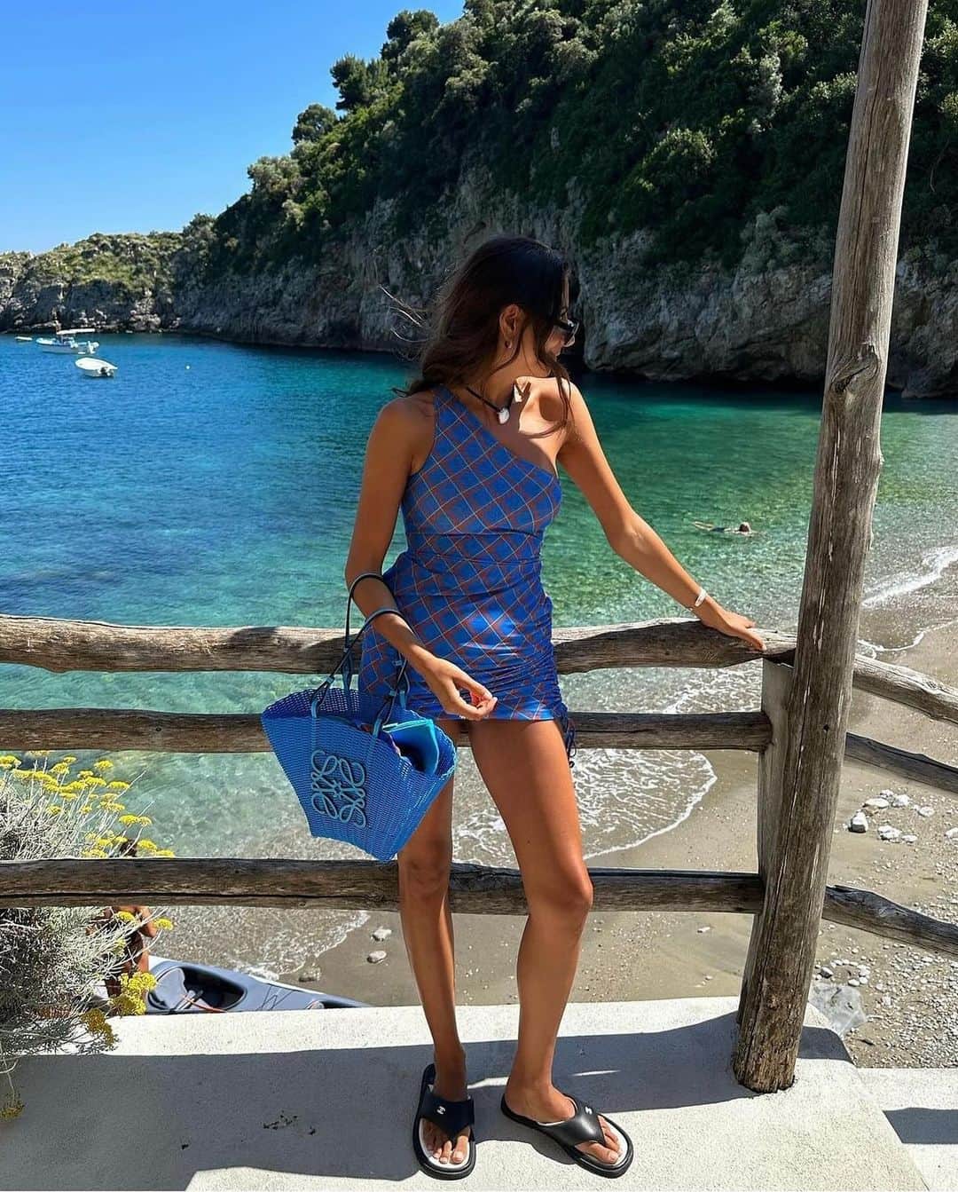 TRIANGL SWIMWEARのインスタグラム：「Exploring the Amalfi Coast with @jayneejaynee ☀️ #TrianglGirls」