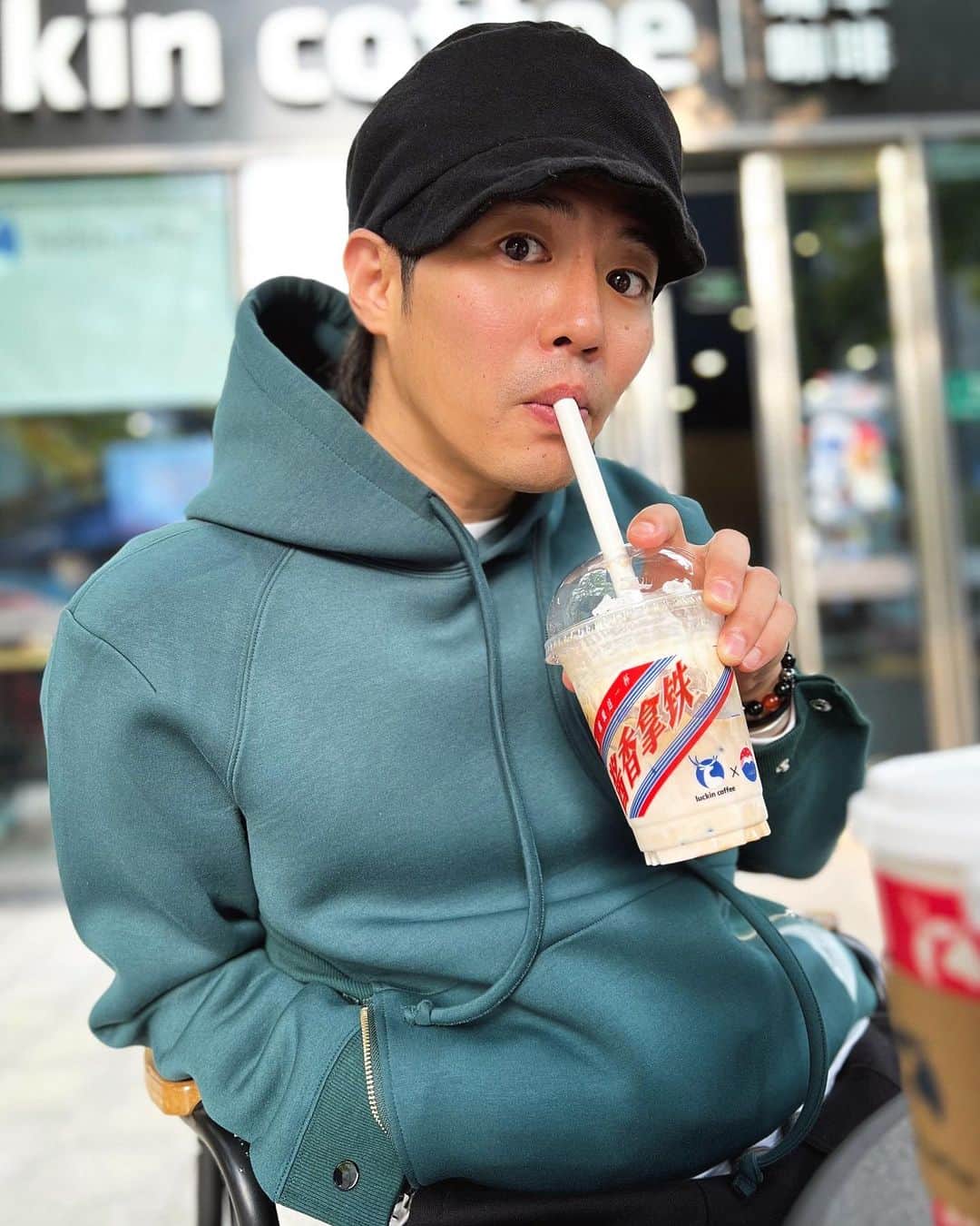 青柳尊哉のインスタグラム：「白酒珈琲…好喝」