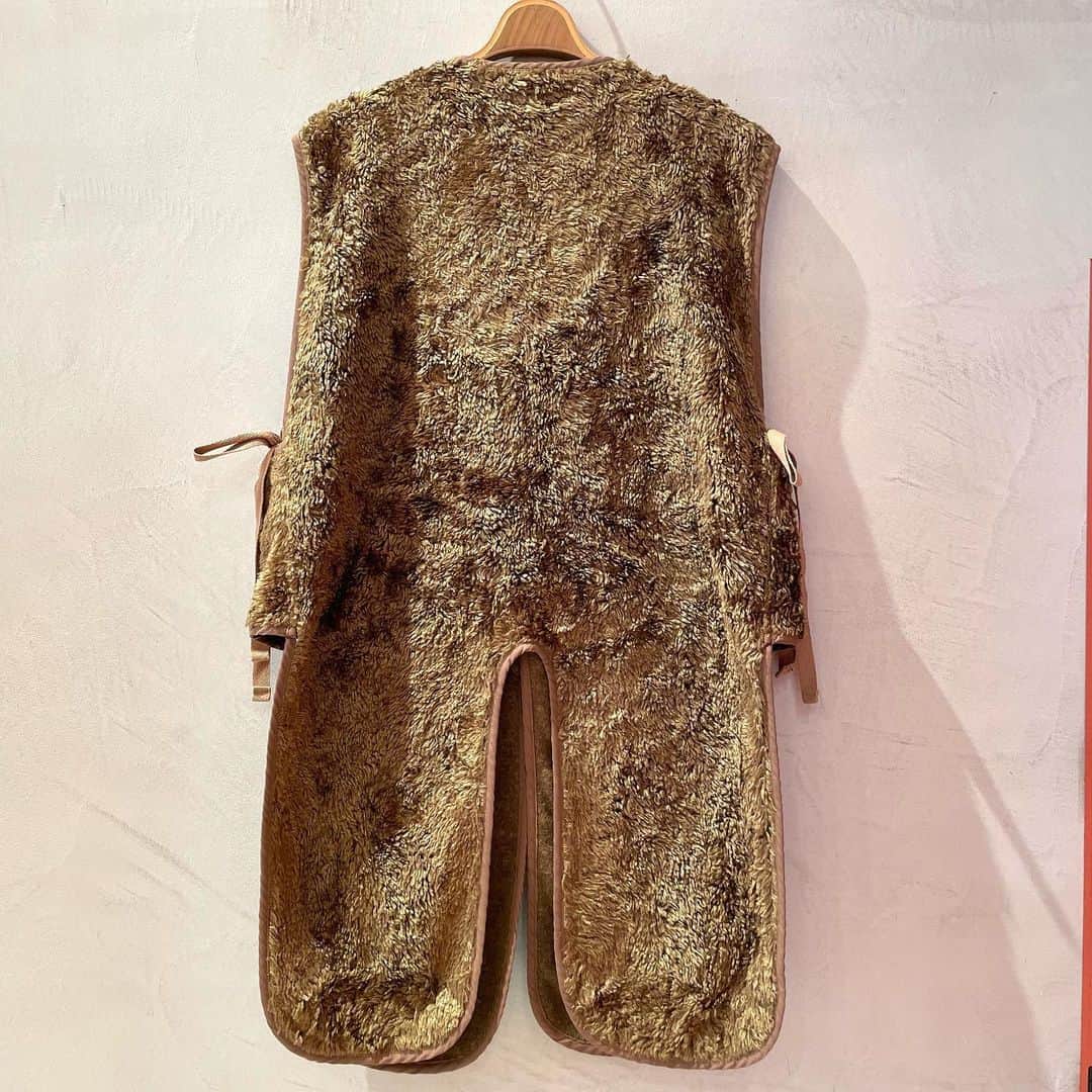 ビームスボーイ原宿さんのインスタグラム写真 - (ビームスボーイ原宿Instagram)「. 〈ENGINEERED GARMENTS〉 No：13-06-0061 ¥ 42,900 	 (税込価格)	 .	 －－－－－－－－－－－－－－－－－－－－－－－	  いつもご覧頂き誠にありがとうございます。	 通信販売も承っておりますので、	 お気軽にお問い合わせ下さいませ。	 .	 また商品のお問い合わせのみ、	 ダイレクトメッセージにてご質問を承っております。	 .	 ※営業時間のみの返答となりますので、	 お時間がかかる可能性もございます。	 .	 ビームス ボーイ 原宿	  －－－－－－－－－－－－－－－－－－－－－－－	 information:03-5770-5550	 	 #beams	 #beamsboy	 #ビームス	 #ビームスボーイ	 #tokyo	 #harajuku	 #beamsboyharajuku」11月16日 20時10分 - beams_boy_official