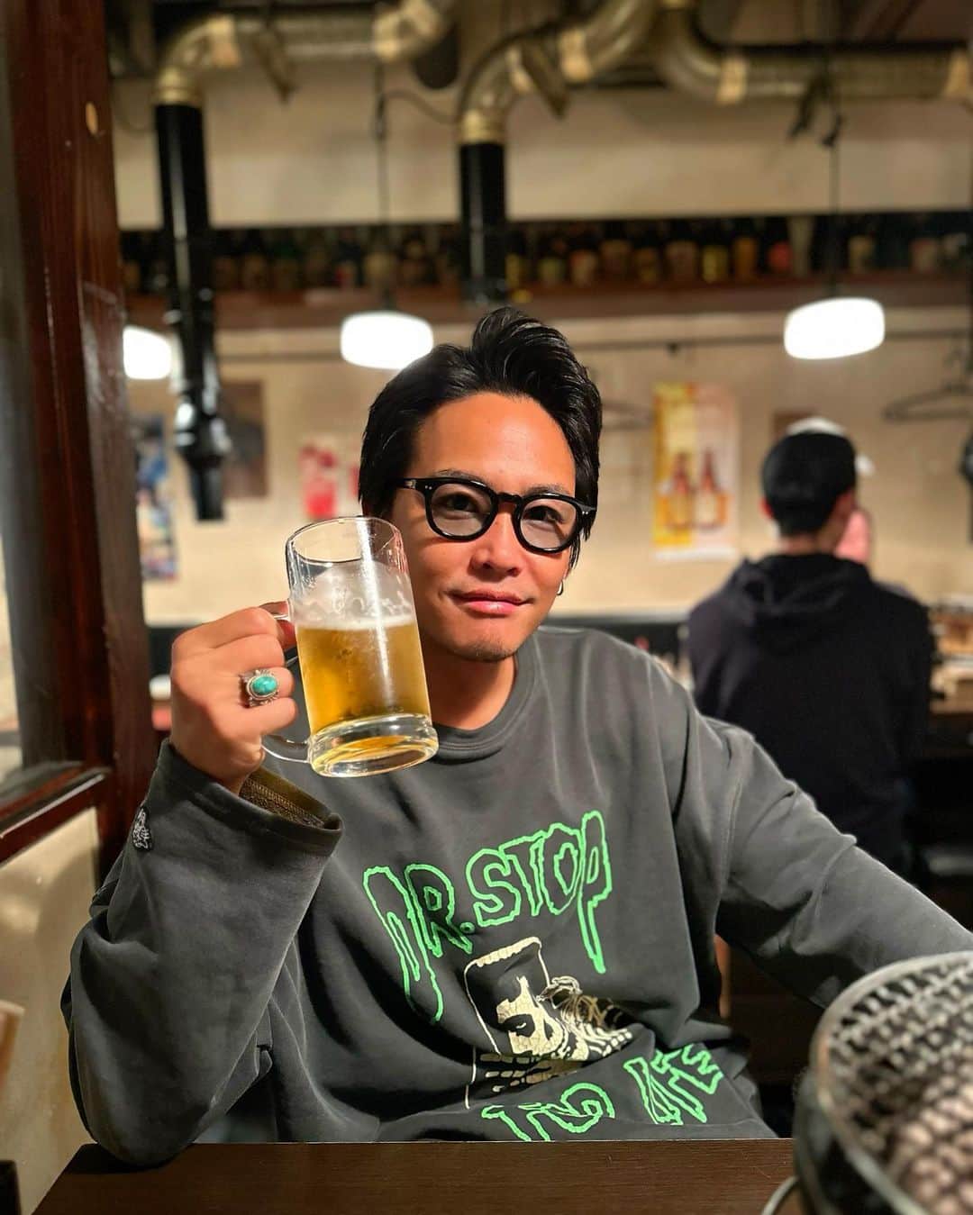 大志（DOWBL）のインスタグラム：「ホルモン&ビール最高🍺  #LIBEIRO」