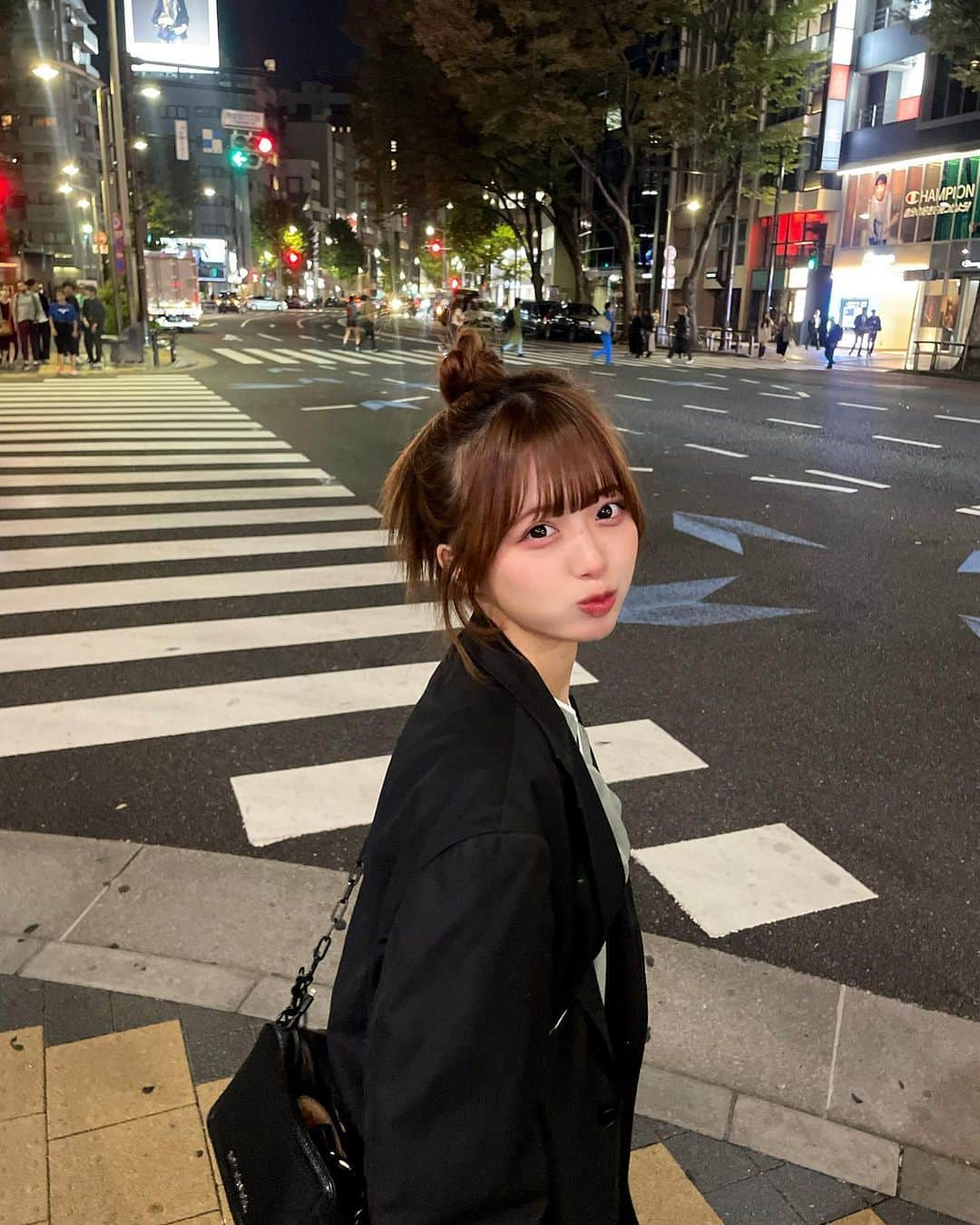 Kirariさんのインスタグラム写真 - (KirariInstagram)「フォロワーついに30万人..ありがとうございます🥲 50万人目指してがんばります(ง ･֊･)ง いつも温かい応援ありがとうございます ！♡」11月16日 20時30分 - kirari_1016_