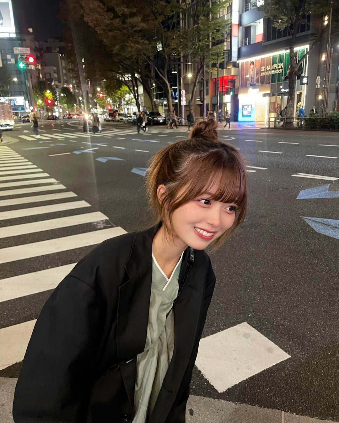 Kirariさんのインスタグラム写真 - (KirariInstagram)「フォロワーついに30万人..ありがとうございます🥲 50万人目指してがんばります(ง ･֊･)ง いつも温かい応援ありがとうございます ！♡」11月16日 20時30分 - kirari_1016_