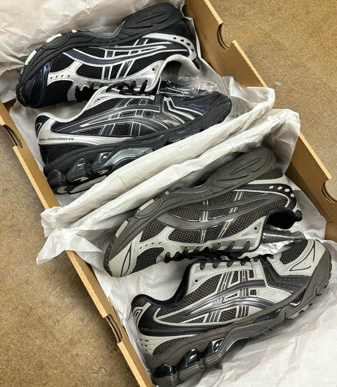 小島奉文さんのインスタグラム写真 - (小島奉文Instagram)「11/23(THU) @asics_sportstyle  @atmos_japan  @undermycarpresents  GEL-KAYANO 14 . またatmos shinjukuにて11月23日木曜日より26日日曜日までの4日間限定でGEL KAYANO 30TH anniversary Exhibitionを開催します。また22日前日にはatmos local educationを久しぶりに開催。今回スペシャルゲストでkayanoシリーズのデザイナーのカヤノさんを招いております。詳細はatmos-tokyo.comからご応募可能です。  https://media.atmos-tokyo.com/atmos-mag-journal/gelkaatmos-local-education-kayano-30th-anniversary-exhibition/ . #asics #asicssportstyle #asicskayano #gelkayano14 #kayano14 #undermycar #atmos」11月16日 20時26分 - koji198139