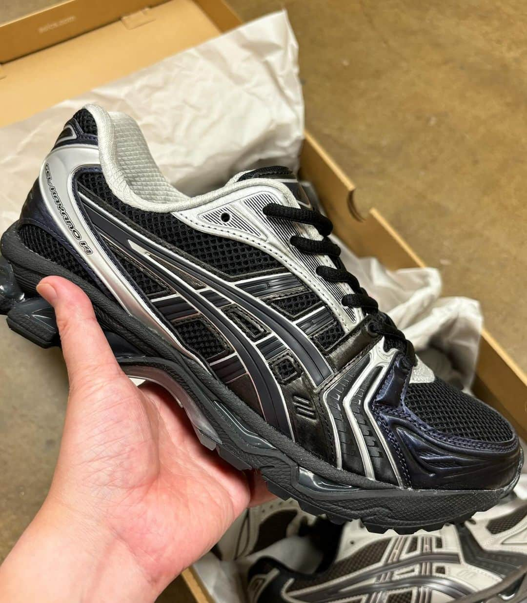 小島奉文さんのインスタグラム写真 - (小島奉文Instagram)「11/23(THU) @asics_sportstyle  @atmos_japan  @undermycarpresents  GEL-KAYANO 14 . またatmos shinjukuにて11月23日木曜日より26日日曜日までの4日間限定でGEL KAYANO 30TH anniversary Exhibitionを開催します。また22日前日にはatmos local educationを久しぶりに開催。今回スペシャルゲストでkayanoシリーズのデザイナーのカヤノさんを招いております。詳細はatmos-tokyo.comからご応募可能です。  https://media.atmos-tokyo.com/atmos-mag-journal/gelkaatmos-local-education-kayano-30th-anniversary-exhibition/ . #asics #asicssportstyle #asicskayano #gelkayano14 #kayano14 #undermycar #atmos」11月16日 20時26分 - koji198139