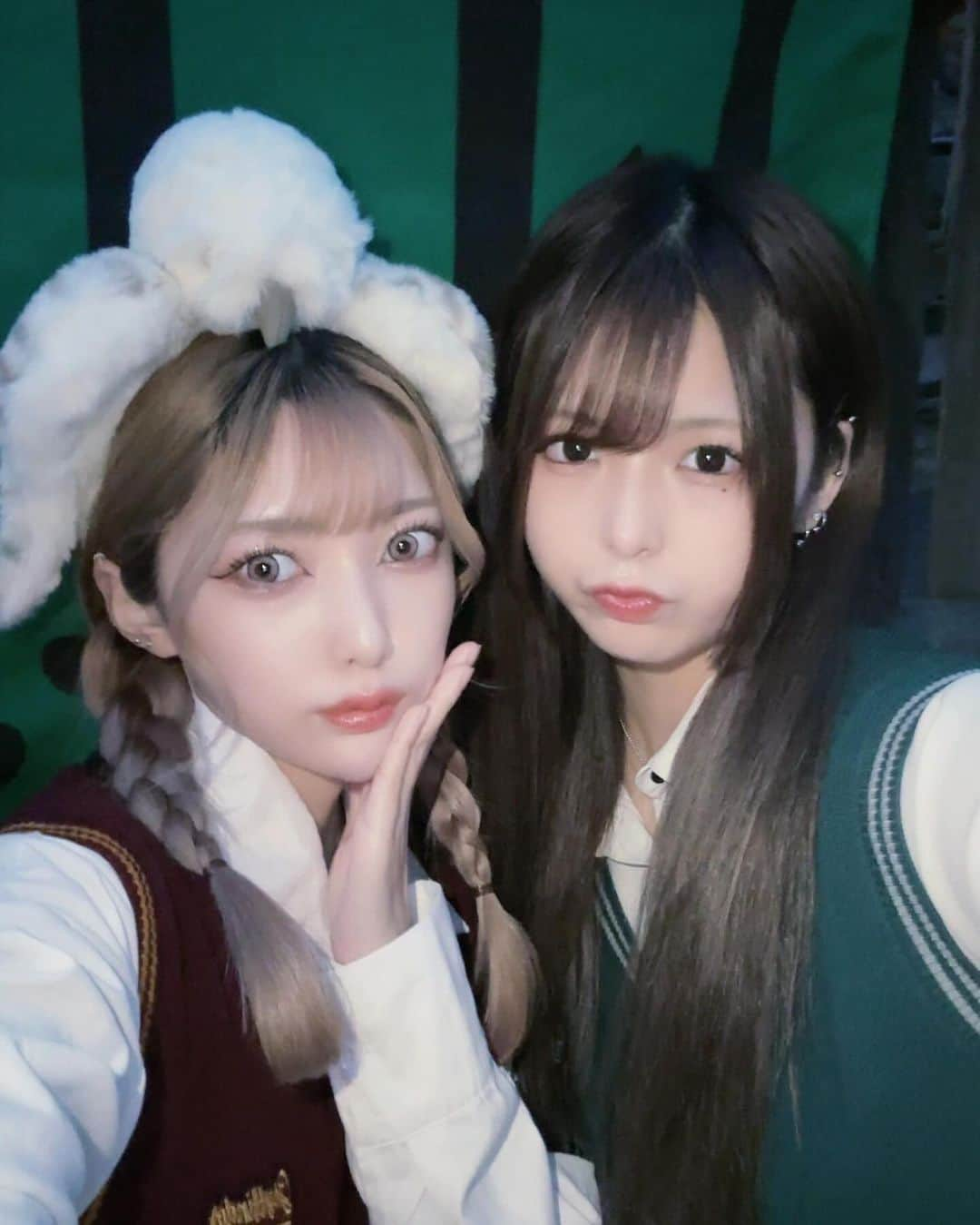 しゅがーさんのインスタグラム写真 - (しゅがーInstagram)「ハリポタオソロ💚❤️  #harrypotter #usj #ユニバ #制服」11月16日 20時43分 - syugasyuga14