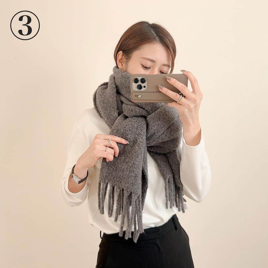 n.etsuuさんのインスタグラム写真 - (n.etsuuInstagram)「2023.11.16  @uniqlo  #チャンキーストール gray / one size  プチプラのマフラーって もう一息ボリュームが欲しいのよね〜、、 ってことが多かったけど、 これはちょうどいいー👏👏  6色もあって悩んだけど 結局グレーにしました🩶  #UNIQLO#ユニクロ#ユニクロ購入品#アラフォーママ#ママコーデ#高身長コーデ#高身長コーデ」11月16日 20時51分 - n.etsuu