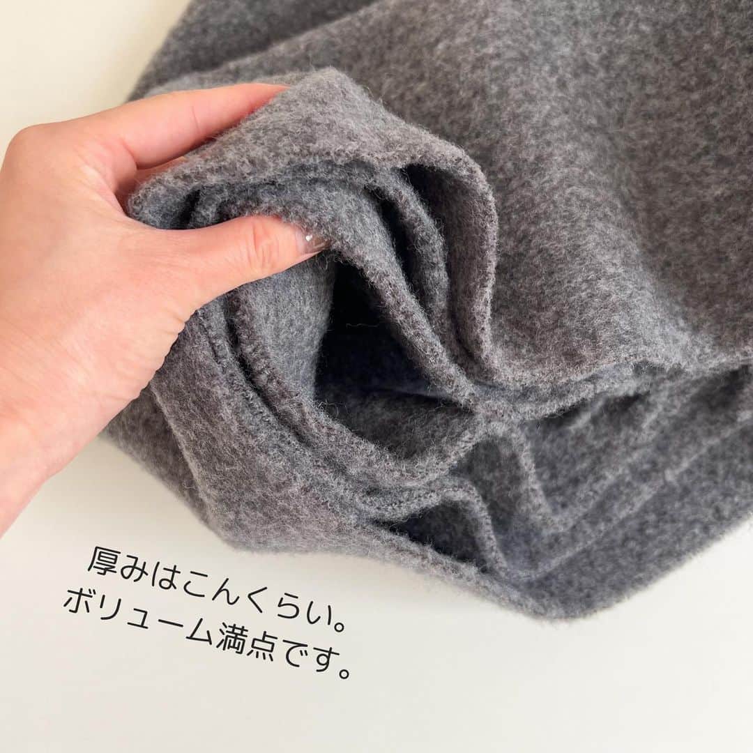 n.etsuuさんのインスタグラム写真 - (n.etsuuInstagram)「2023.11.16  @uniqlo  #チャンキーストール gray / one size  プチプラのマフラーって もう一息ボリュームが欲しいのよね〜、、 ってことが多かったけど、 これはちょうどいいー👏👏  6色もあって悩んだけど 結局グレーにしました🩶  #UNIQLO#ユニクロ#ユニクロ購入品#アラフォーママ#ママコーデ#高身長コーデ#高身長コーデ」11月16日 20時51分 - n.etsuu