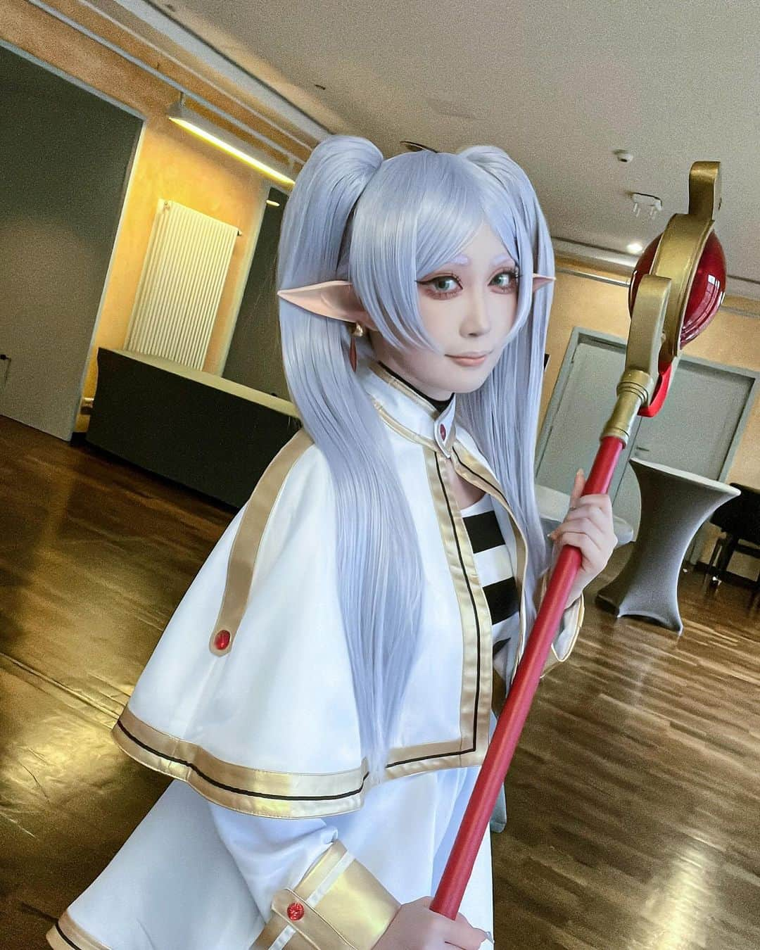 華密美琉さんのインスタグラム写真 - (華密美琉Instagram)「Frieren cosplay🪄 Frieren :Beyond Journey’s End  I like Frieren!!  #葬送のフリーレン #葬送のフリーレンコスプレ #フリーレン #フリーレン様 #frieren #frierencosplay #frierencosplayer #フリーレンコスプレ #ドイツ #ドイツ撮影 #germanycosplay #germanycosplayer #deutschland #コスプレイヤーカモミール #deutschlandcosplay #deutschlandcosplayer #frierenbeyondjourneysend #frierenbeyondjourneysendmanga #frierenbeyondjourneysendcosplay #葬送のフリーレンがおもしろい #cosplaygirl #cosplayphotography #cosplaygirls #cosplaysexy #エルフ #コスプレイヤー #elf #コスプレ #コスプレ女子 #frierentheslayer」11月16日 20時54分 - chamomile_chami