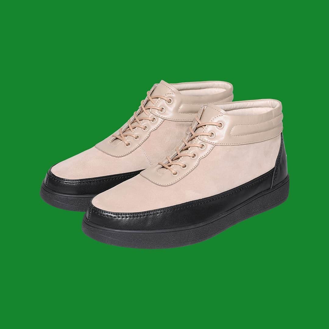 シーイーのインスタグラム：「CAV SHOES #2 ⁡ 🇯🇵 Friday 17 November 9AM 🇬🇧 Friday 17 November 12AM 🇺🇸 Thursday 16 November 7PM EST ⁡ CAVEMPT.COM C.E SHOP TOKYO」