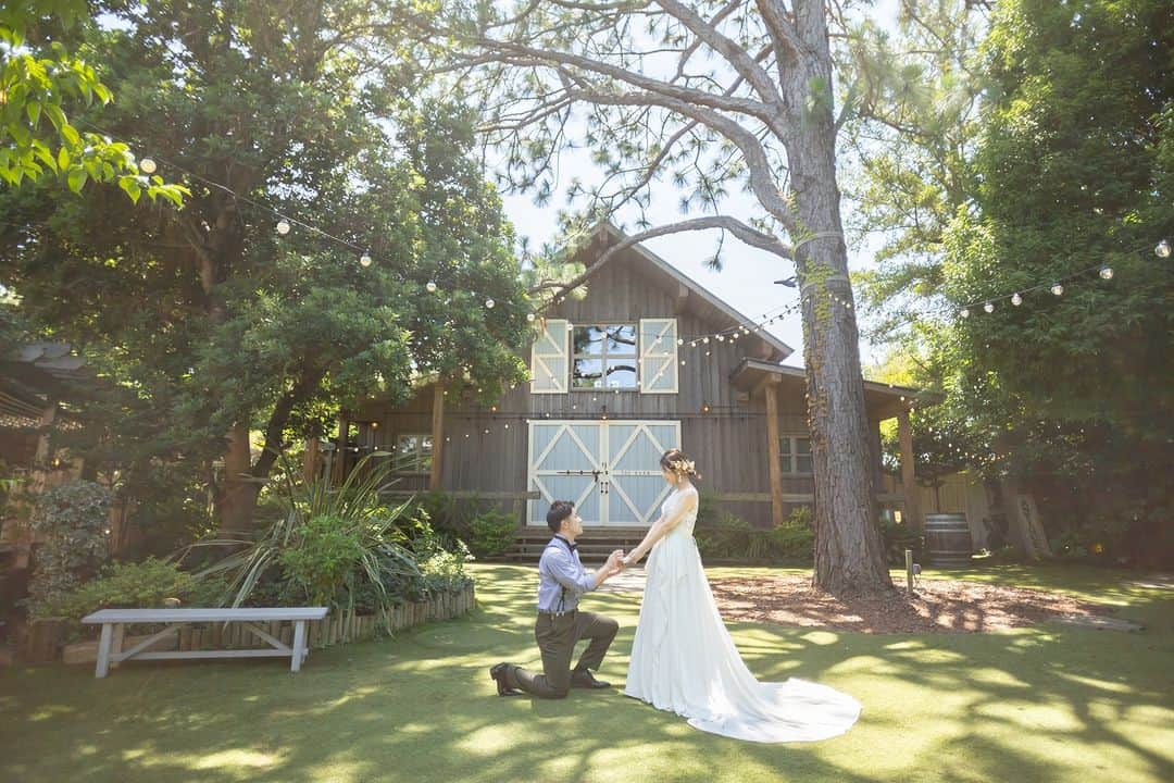 BARN&FOREST148さんのインスタグラム写真 - (BARN&FOREST148Instagram)「#100年後も語り継がれる結婚式 ・ ・  We begin our journey together...*  ブライダルフェアのご予約やお問合せは InstagramのDMでも承っております*  #ガーデンウェディング #結婚式ツーショット #ツーショット #挙式会場 #挙式 #ガーデン挙式 #ラスティックウェディング #rusticwedding #結婚式 #挙式写真 #千葉花嫁 #ナチュラルウエディング #バーンアンドフォレスト148 #ウエディングフォト #結婚式写真 #ウエディング撮影 #barnandforest148 #卒花嫁 #プレ花嫁 #千葉結婚式 #バーンウエディング #weddingphotography #barnwedding #バーンアンドフォレスト #148花嫁 #流山おおたかの森 #千葉結婚式場 #結婚式場」11月16日 21時00分 - barn_and_forest148