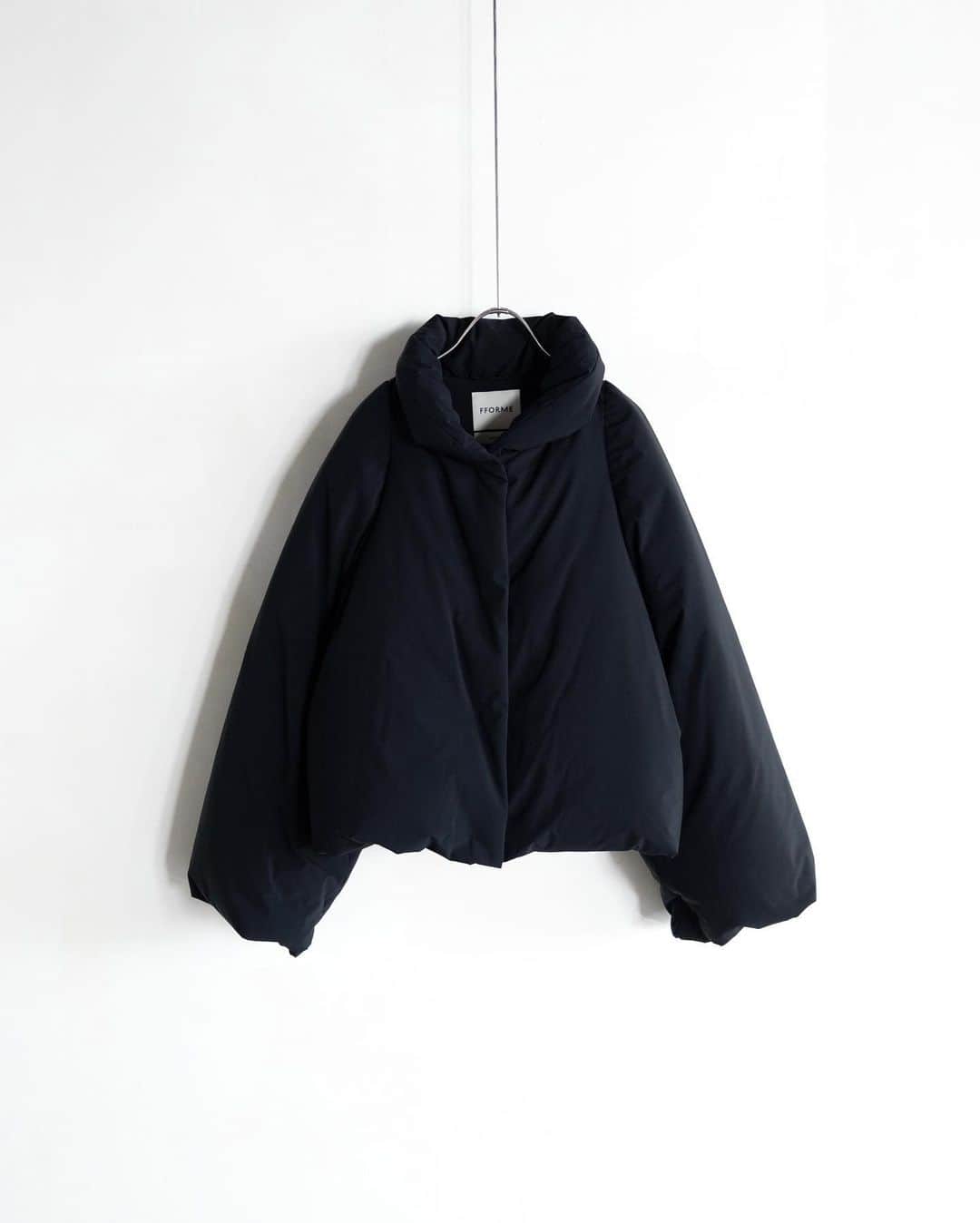 のインスタグラム：「〈FFORME〉  ［商品詳細］ 37-08-34-08006 / ¥594,000 (tax in) SIZE : S  ［取り扱い店舗］ 表参道ヒルズ店  #fforme #edition_jp #tomorrowland_jp」