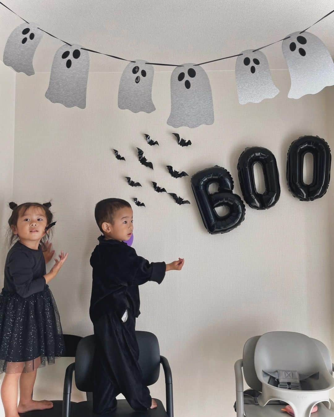 鬼辻麻衣のインスタグラム：「👻  思い出に、、🎃  子供ができてから色んなイベントが楽しい🫶 次はクリスマス🎄 また大集合楽しみ〜🎅  #ハロウィンパーティー　#halloween」