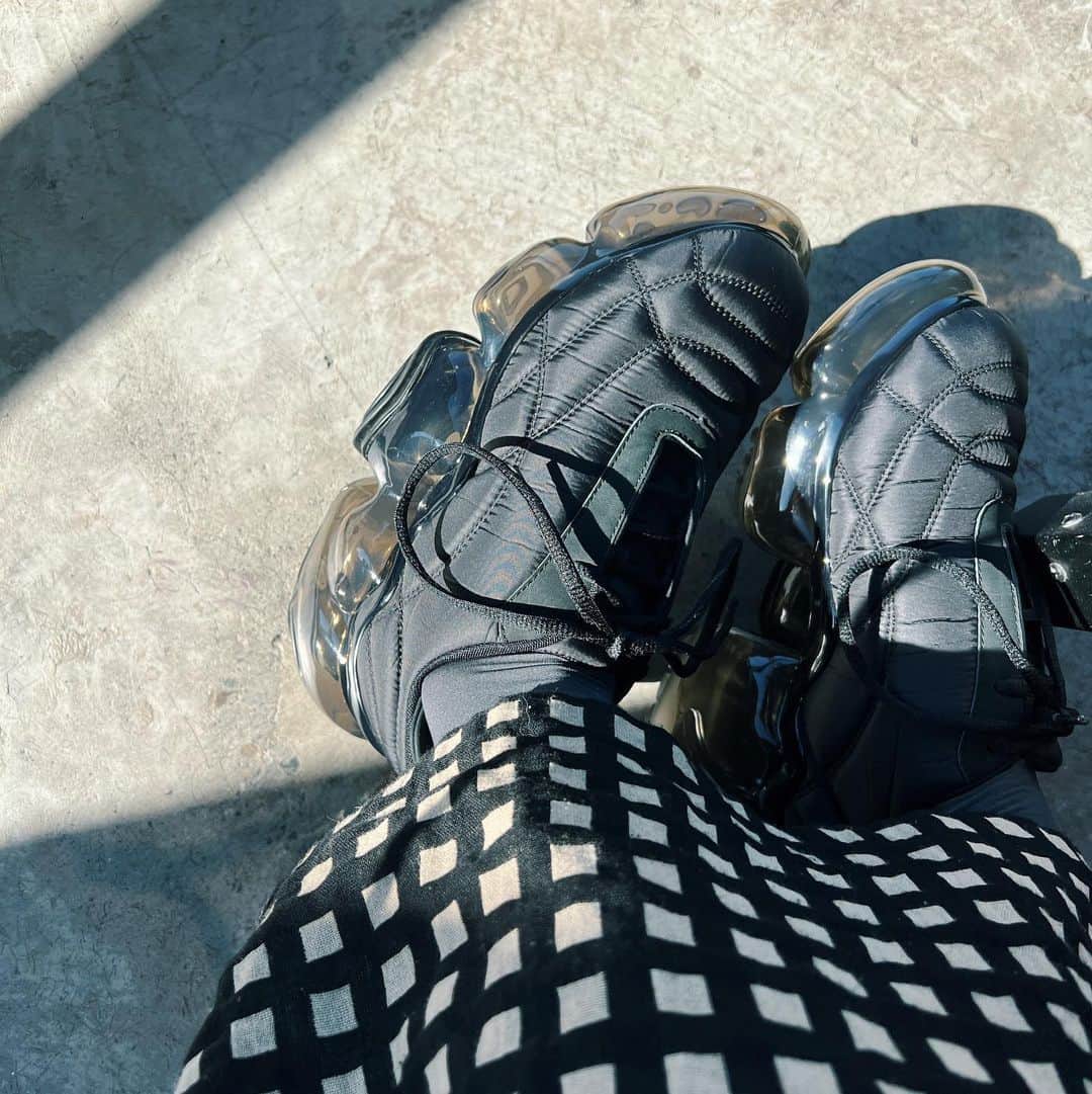 Hitoのインスタグラム：「. @grounds.official  ☁️🪽」