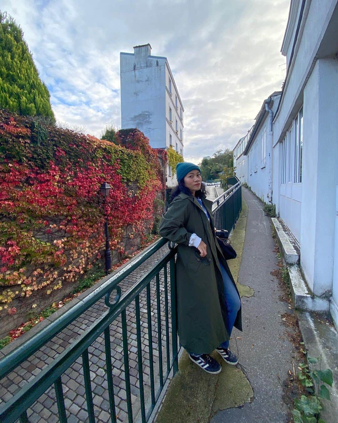 Putri Anindyaさんのインスタグラム写真 - (Putri AnindyaInstagram)「Visual diary of mine, a dump post from last week 🍂//   Photos and videos I took or @capra311 took of me that is too sad to be in the album only so lemme share some unprofessional snaps of mine that feel much more personal lol. Also this day was the last time i went to a gym hahah. I wish @ghinarania come to paris again to spot me 😄」11月16日 21時18分 - puanindya