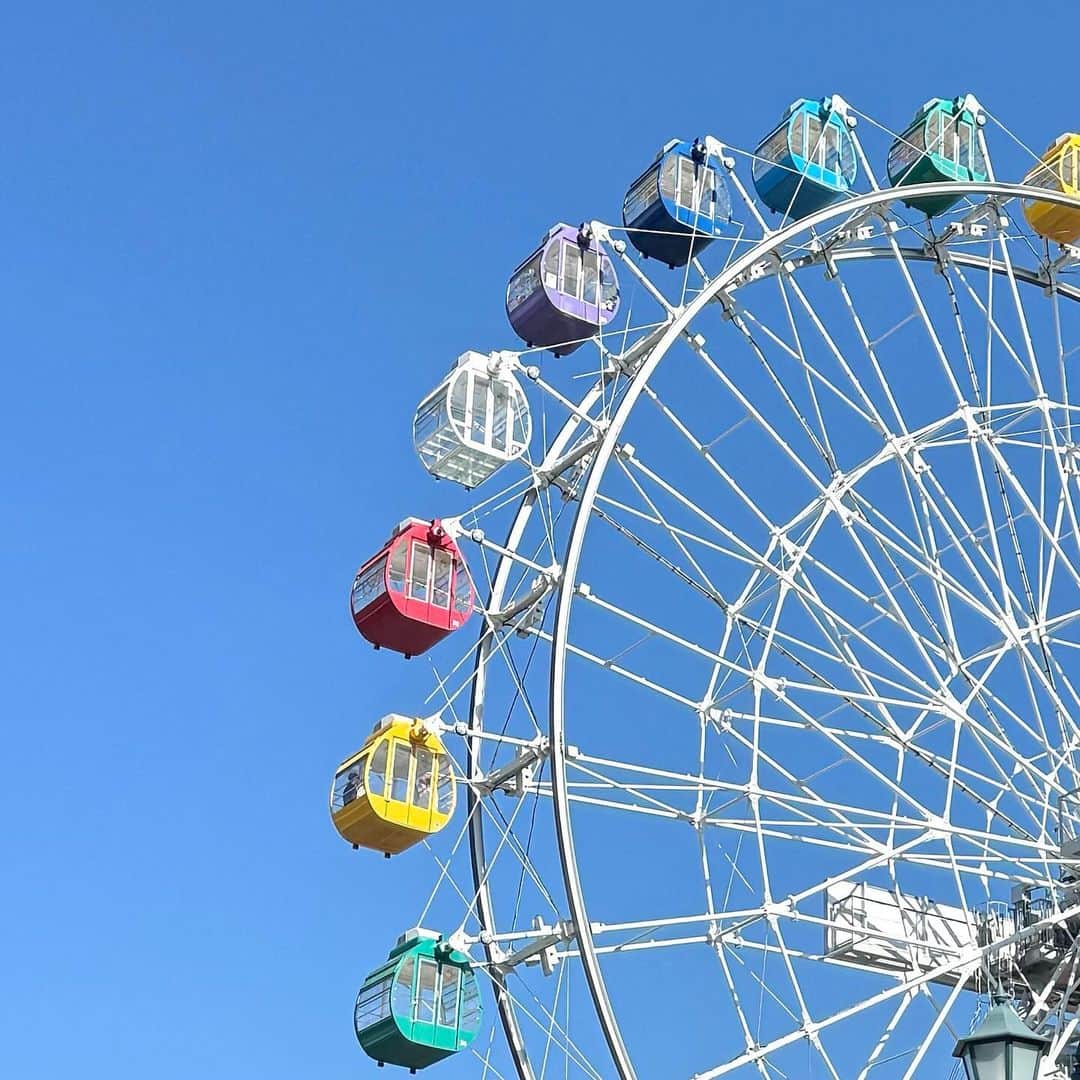 千葉恵里のインスタグラム：「☁️ 🎡 ☁️ 🎡 ☁️」