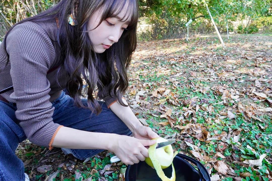 段原瑠々さんのインスタグラム写真 - (段原瑠々Instagram)「🍎  りんご狩りのときのお姉ちゃんカメラ☺️    #juicejuice #段原瑠々」11月16日 21時39分 - ruru_dambara.official