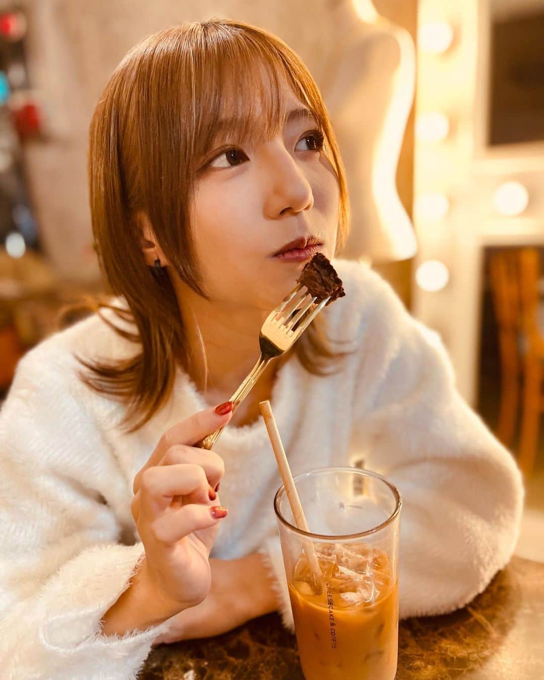 河路由希子さんのインスタグラム写真 - (河路由希子Instagram)「. マシュマロのチーズケーキ美味しかったぁ😋 素晴らしい旅🗺✨」11月16日 21時39分 - kawajiyukiko